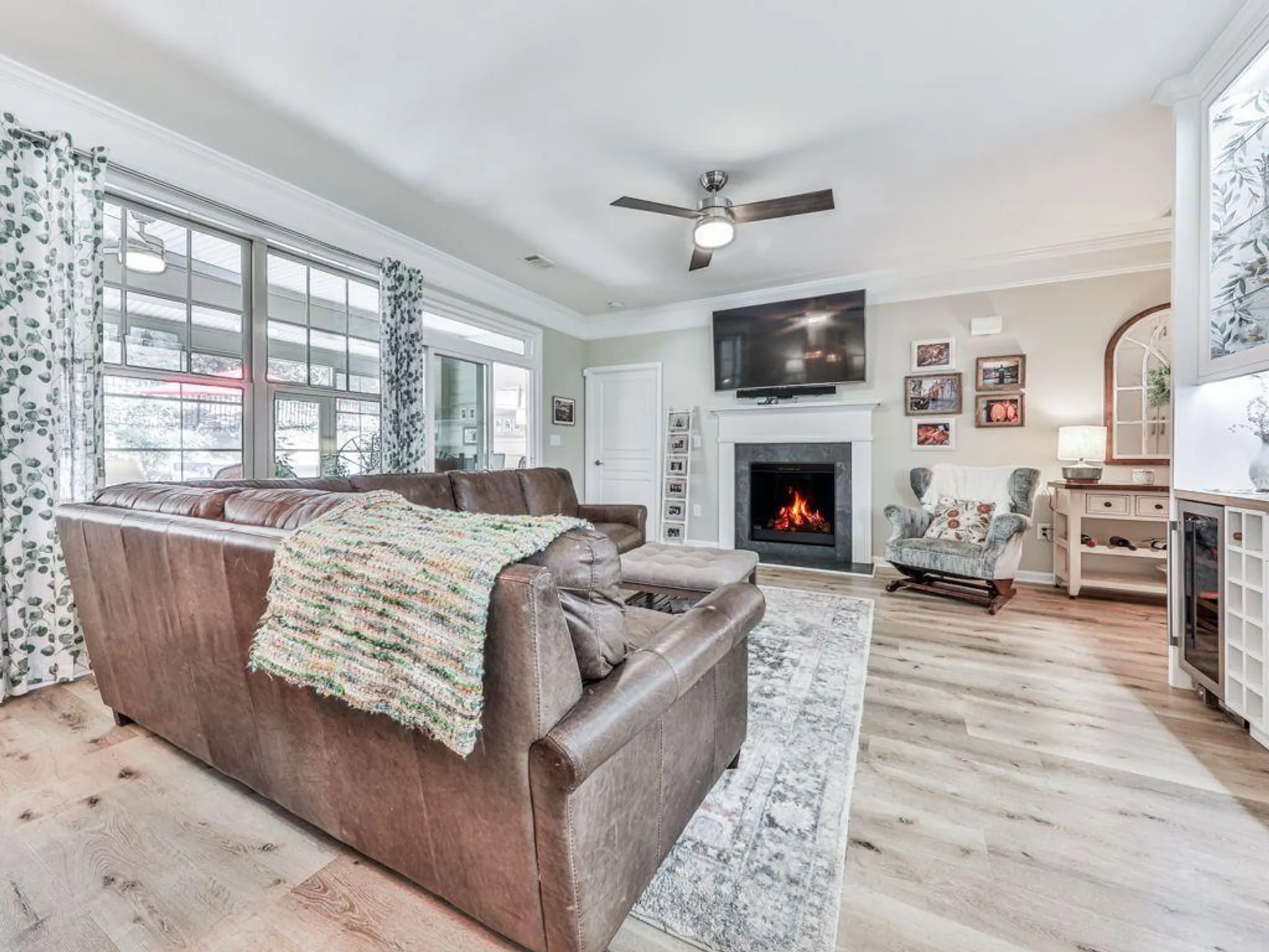 Property Slideshow image 16 of 68 | 421 larkspur dr, Canton, GA, 30114