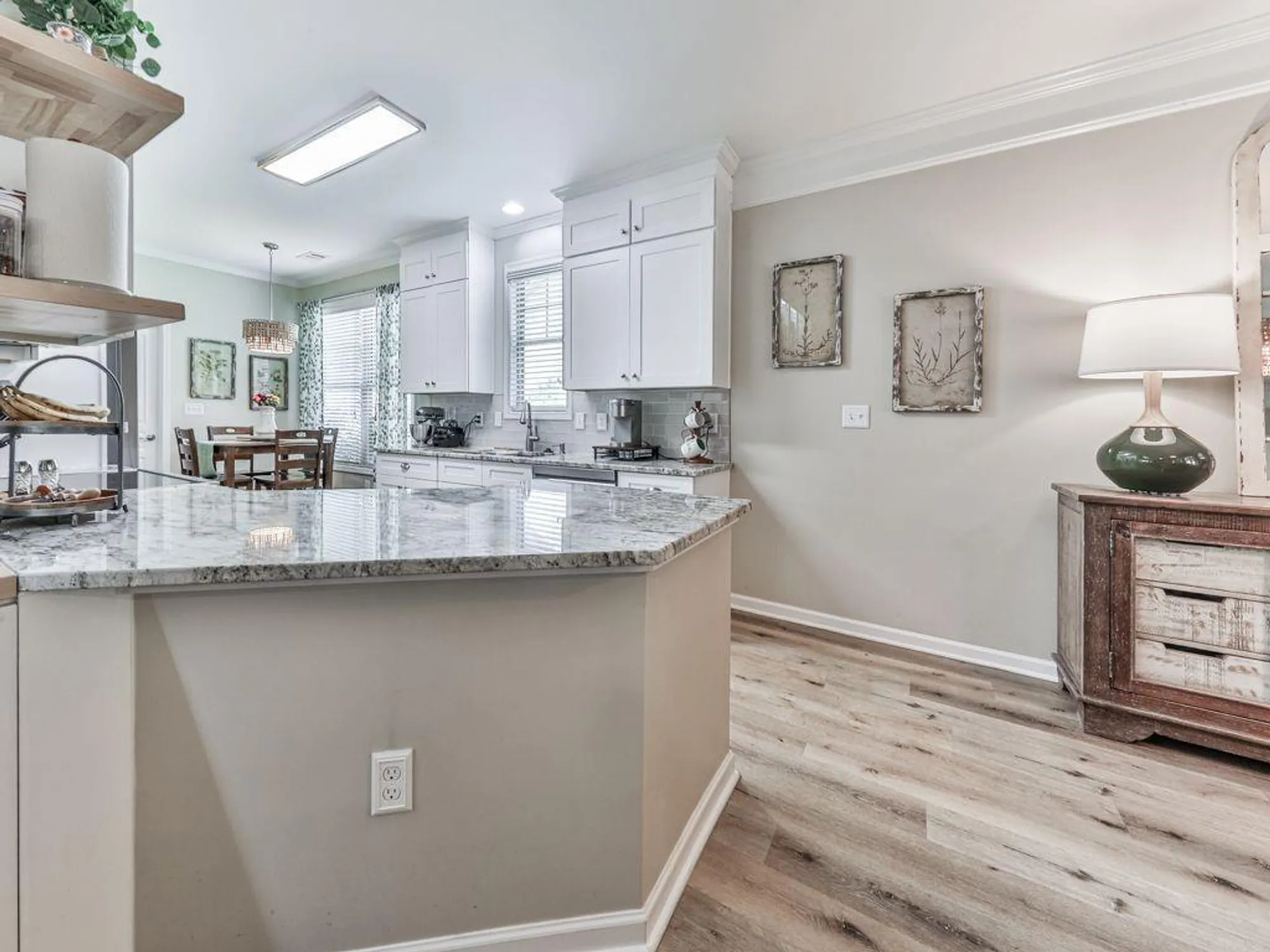 Property Slideshow image 21 of 68 | 421 larkspur dr, Canton, GA, 30114