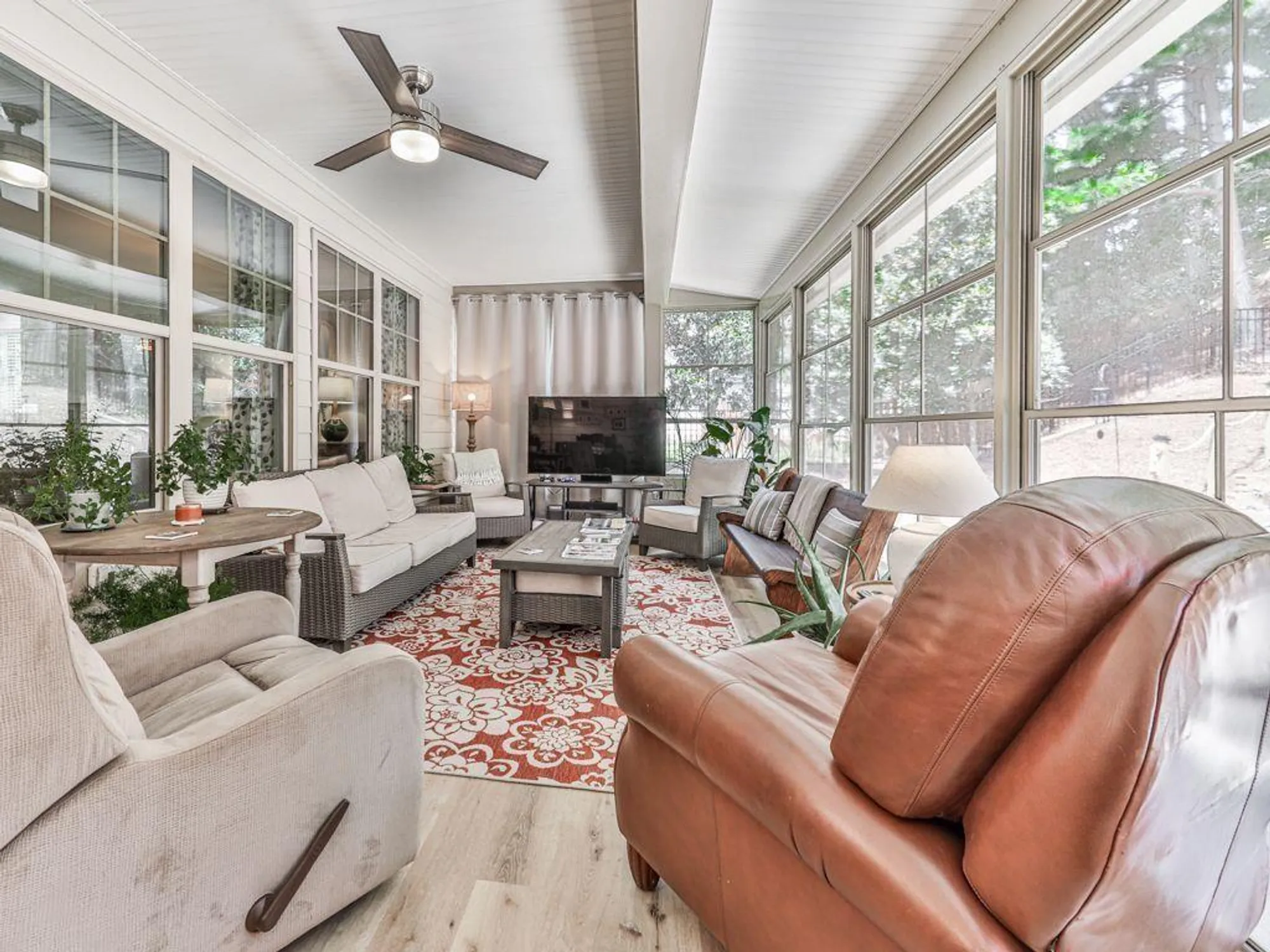 Property Slideshow image 28 of 68 | 421 larkspur dr, Canton, GA, 30114