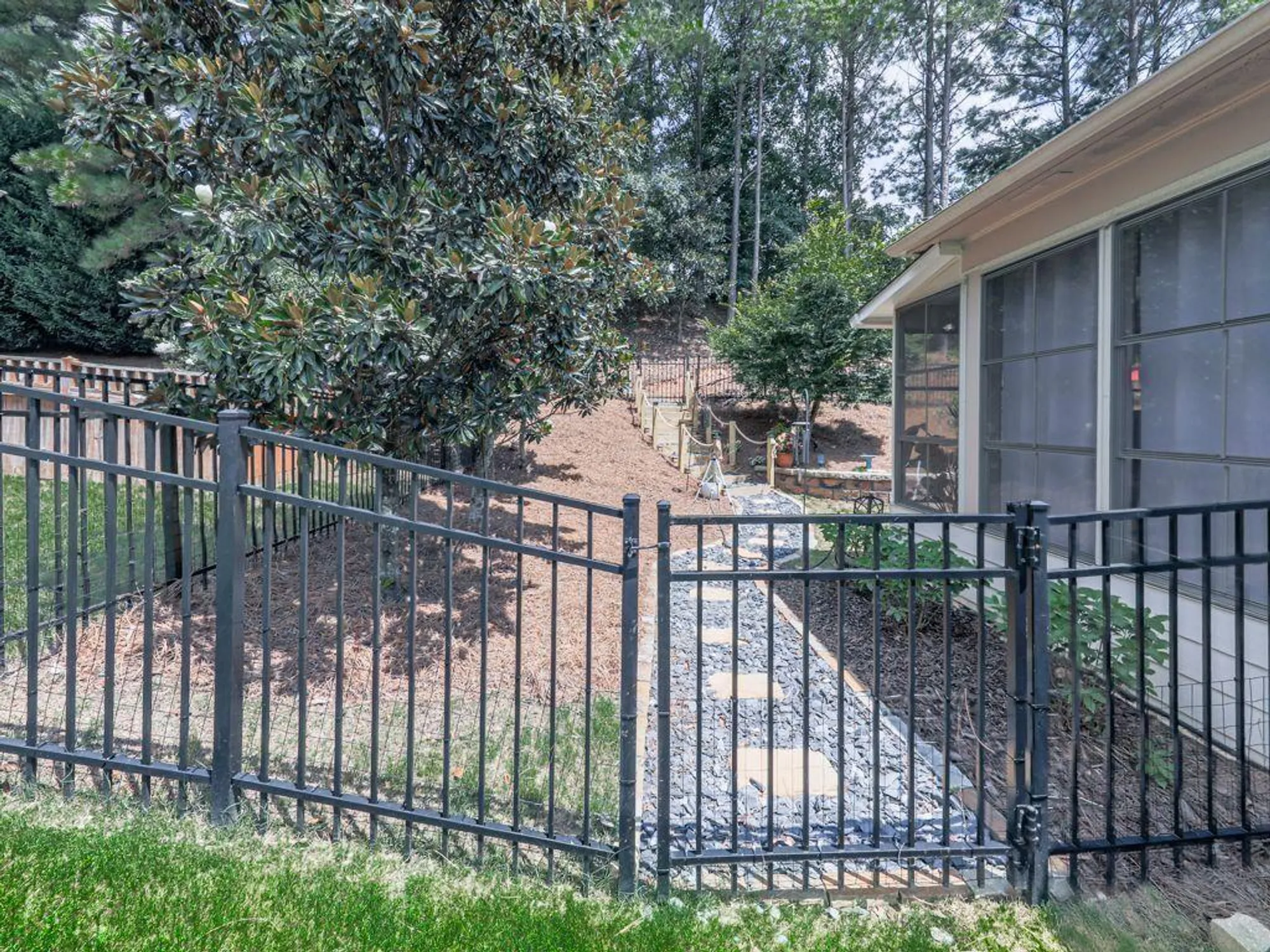 Property Slideshow image 32 of 68 | 421 larkspur dr, Canton, GA, 30114