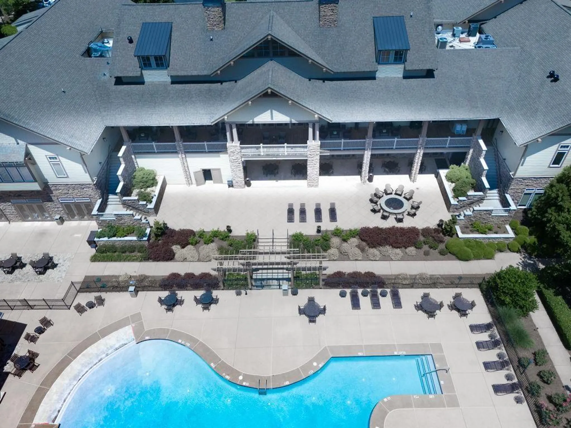 Property Slideshow image 57 of 68 | 421 larkspur dr, Canton, GA, 30114