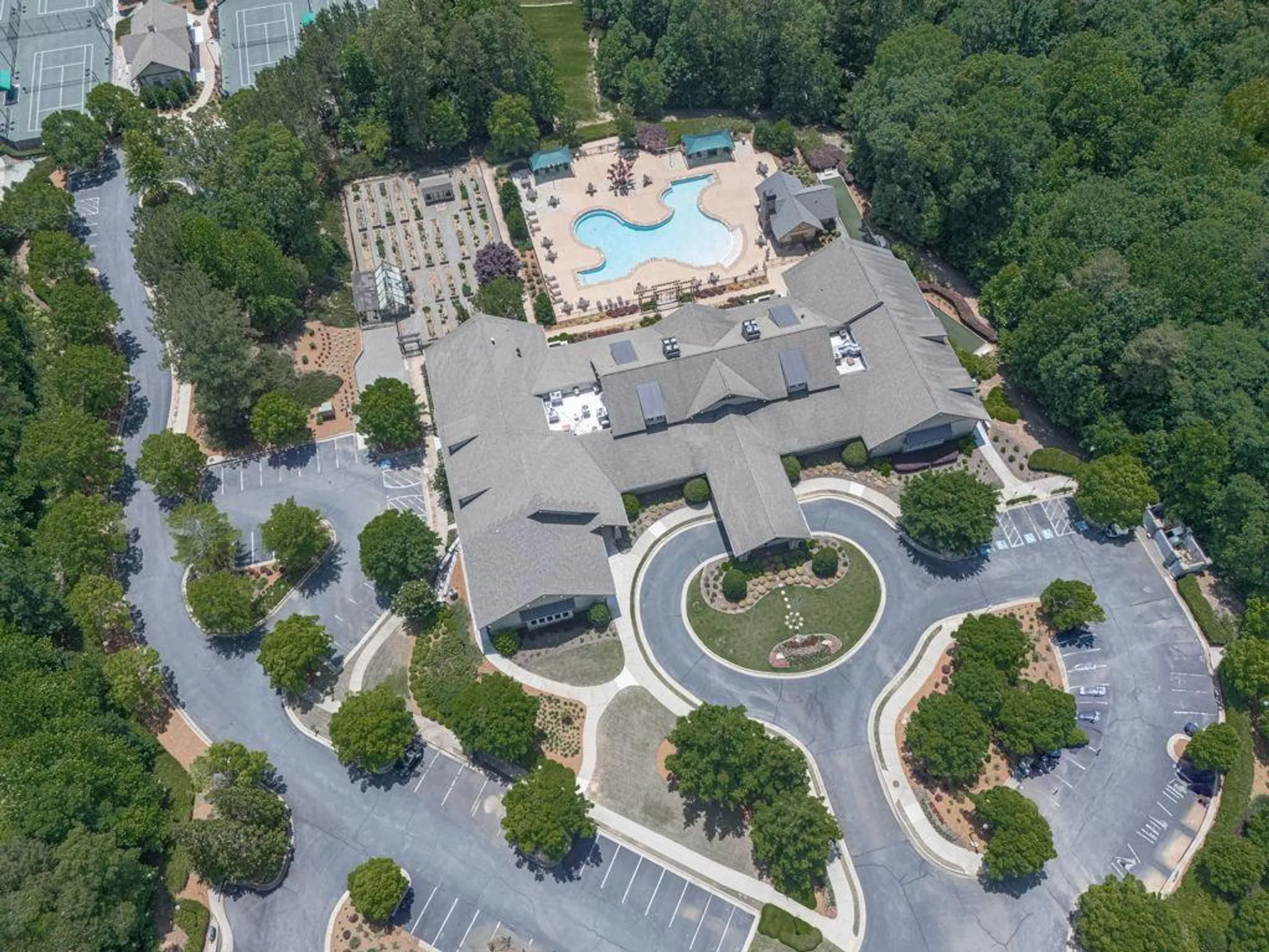 Property Slideshow image 65 of 68 | 421 larkspur dr, Canton, GA, 30114