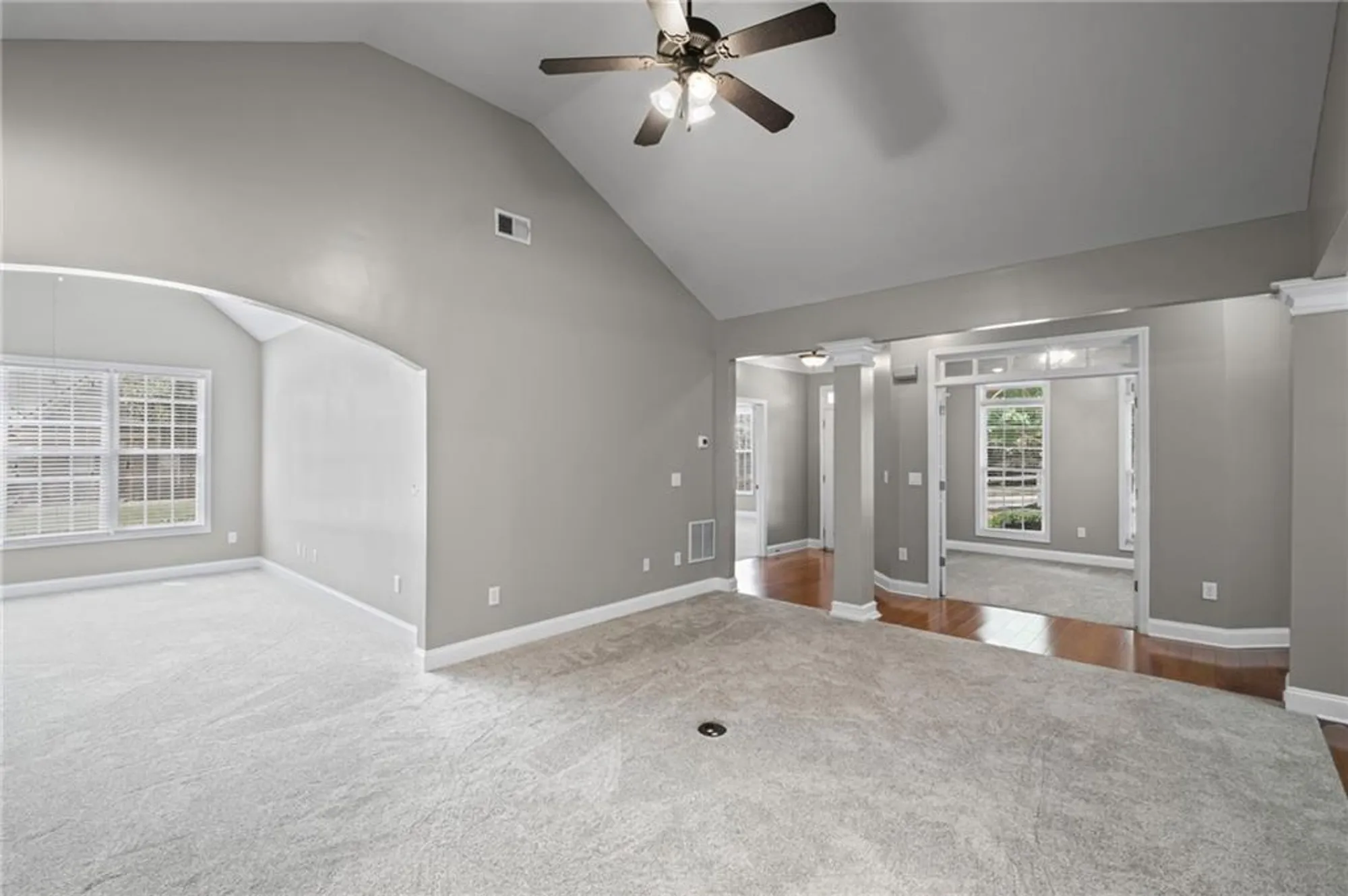Property Slideshow image 11 of 43 | 5362 manor view dr 12, Acworth, GA, 30101