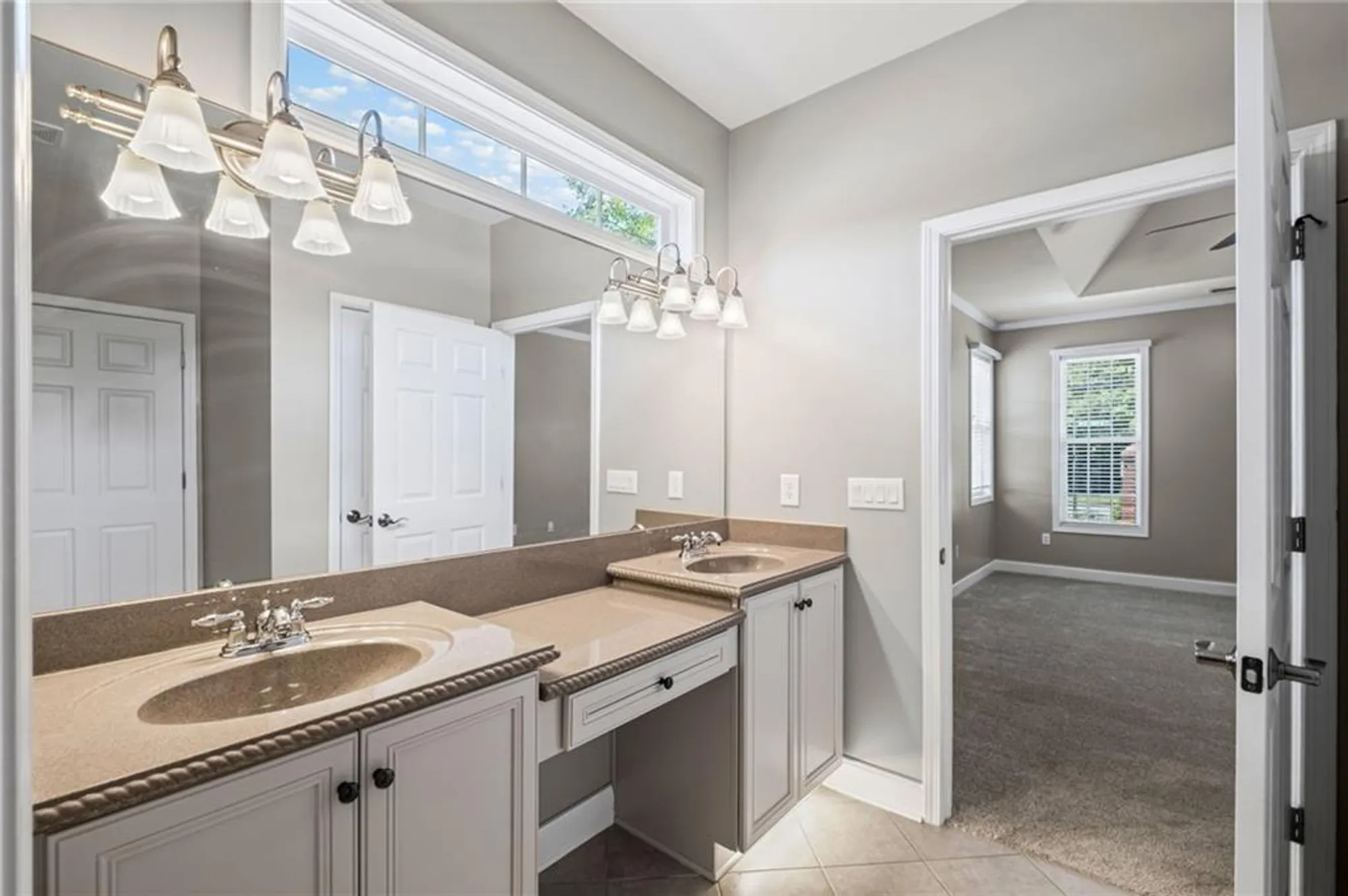 Property Slideshow image 24 of 43 | 5362 manor view dr 12, Acworth, GA, 30101