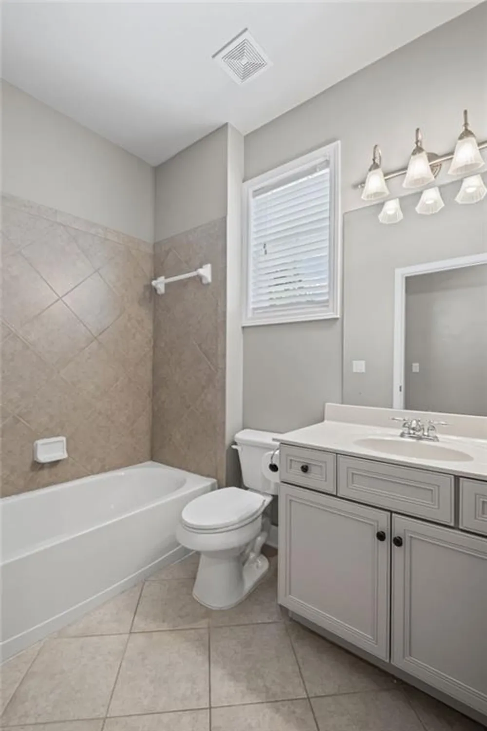 Property Slideshow image 30 of 43 | 5362 manor view dr 12, Acworth, GA, 30101