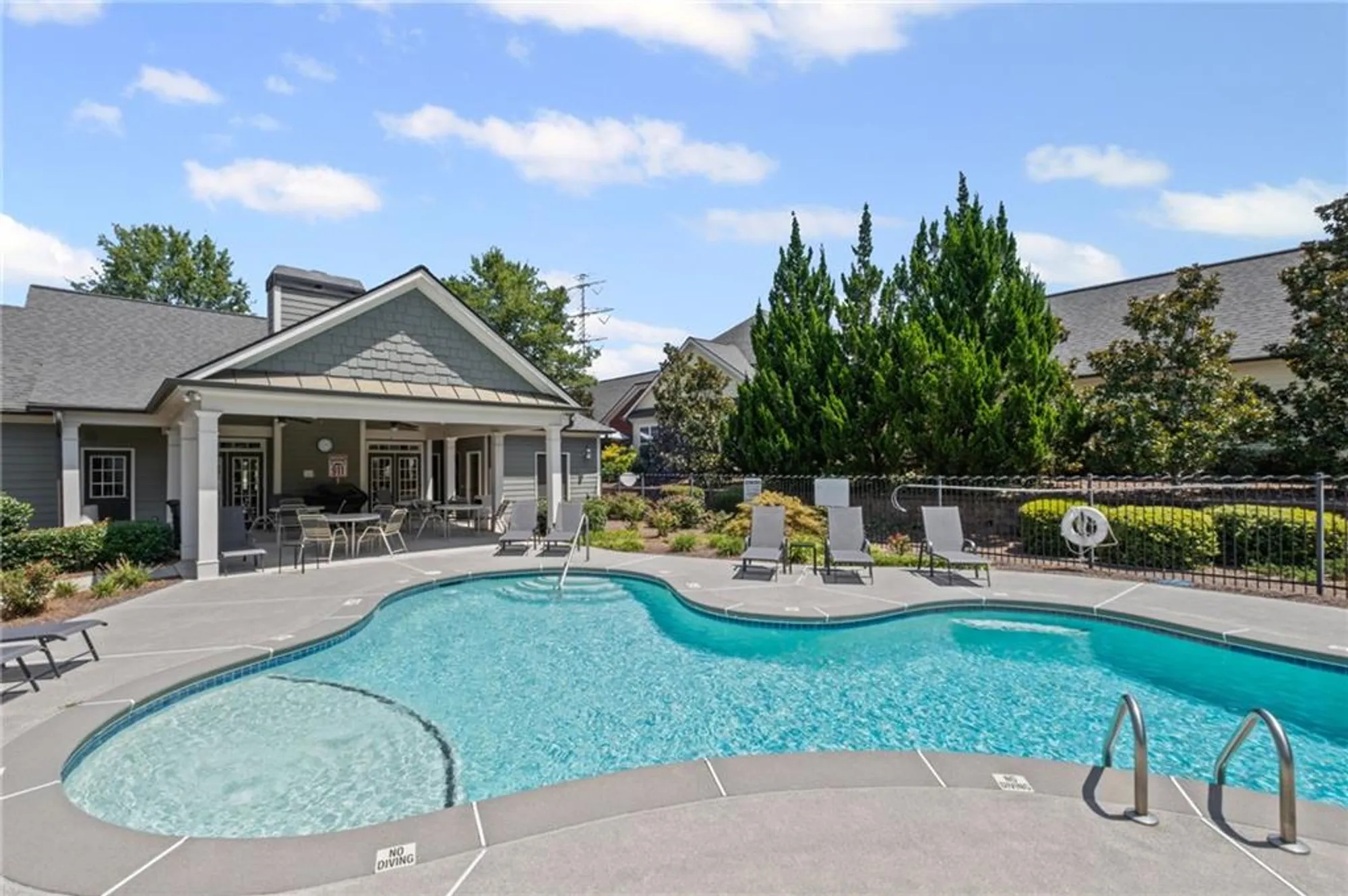 Property Slideshow image 39 of 43 | 5362 manor view dr 12, Acworth, GA, 30101