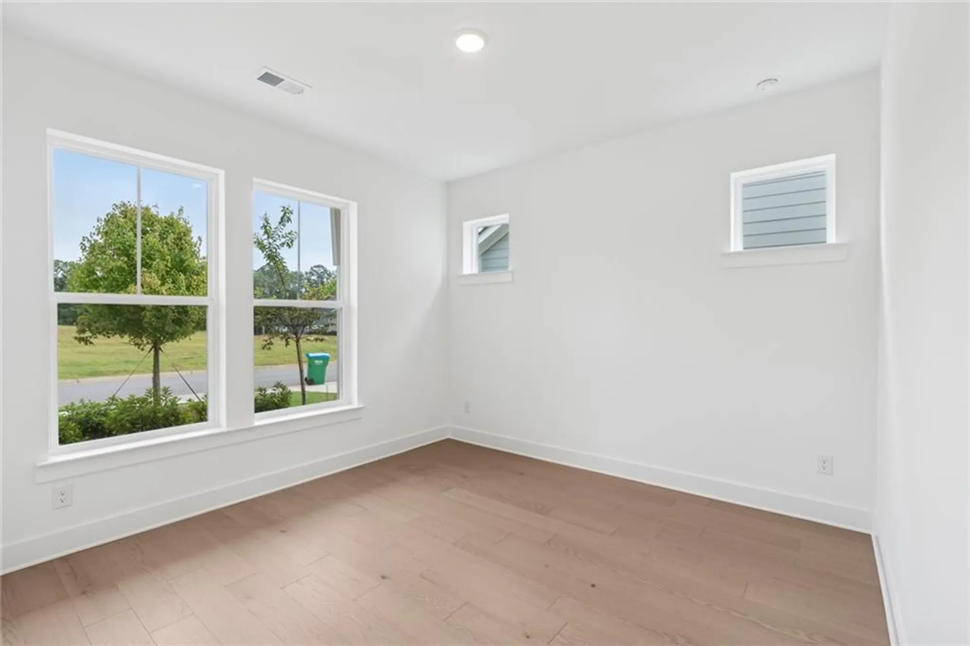 Property Slideshow image 6 of 41 | 2044 ripple park bnd, Canton, GA, 30114