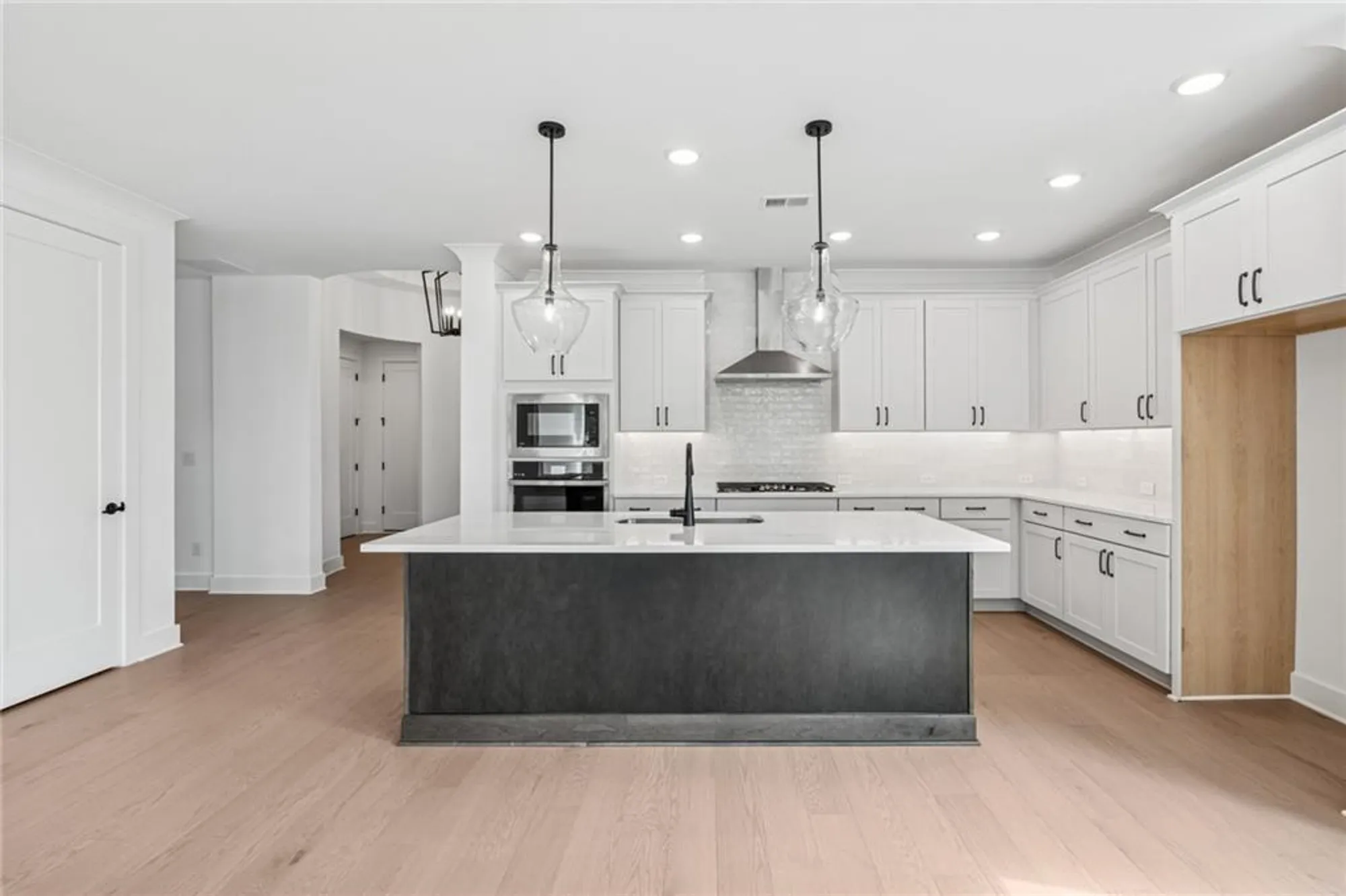 Property Slideshow image 16 of 41 | 2044 ripple park bnd, Canton, GA, 30114