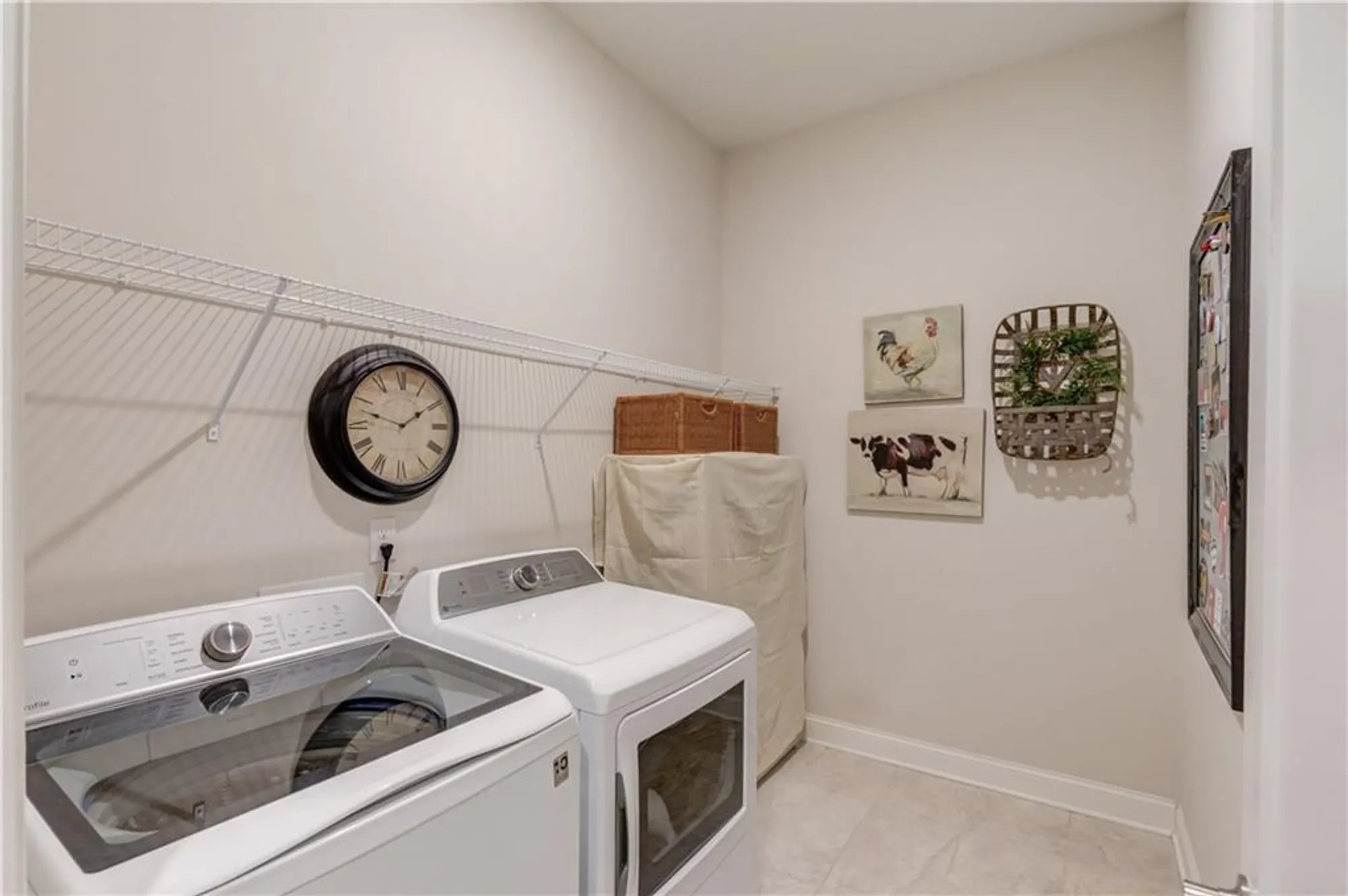 Property Slideshow image 14 of 23 | 6817 bungalow rd, Flowery Branch, GA, 30542