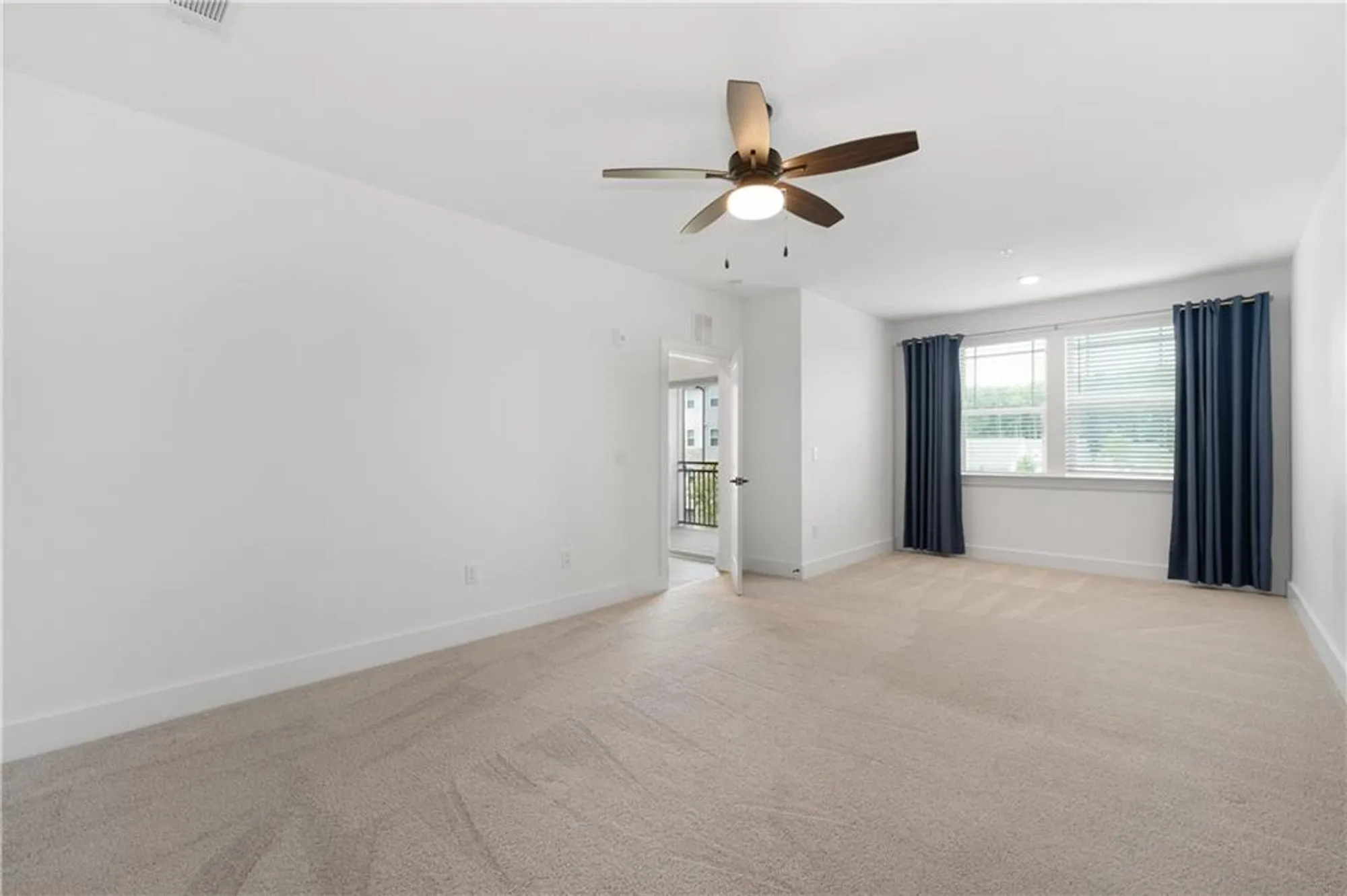 Property Slideshow image 20 of 43 | 3321 orwell way unit 3301, Cumming, GA, 30041