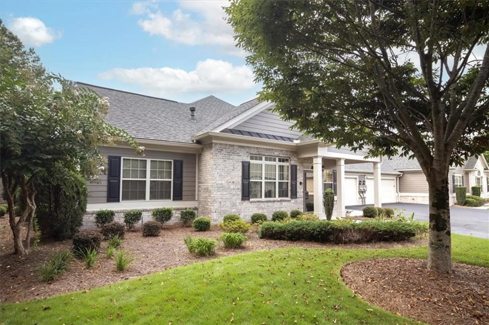 Property Slideshow image 4 of 29 | 123 owens farm ln # 12, Woodstock, GA, 30188