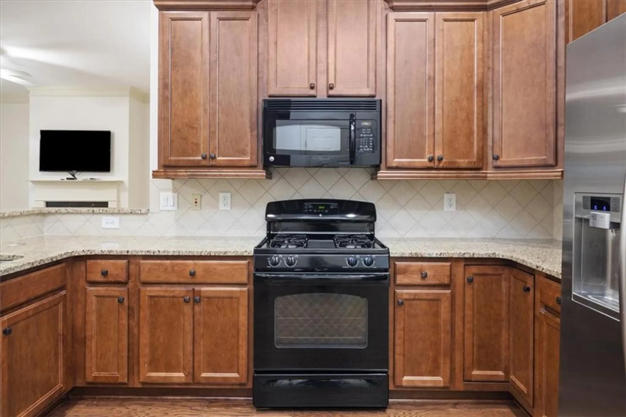 Property Slideshow image 14 of 29 | 123 owens farm ln # 12, Woodstock, GA, 30188