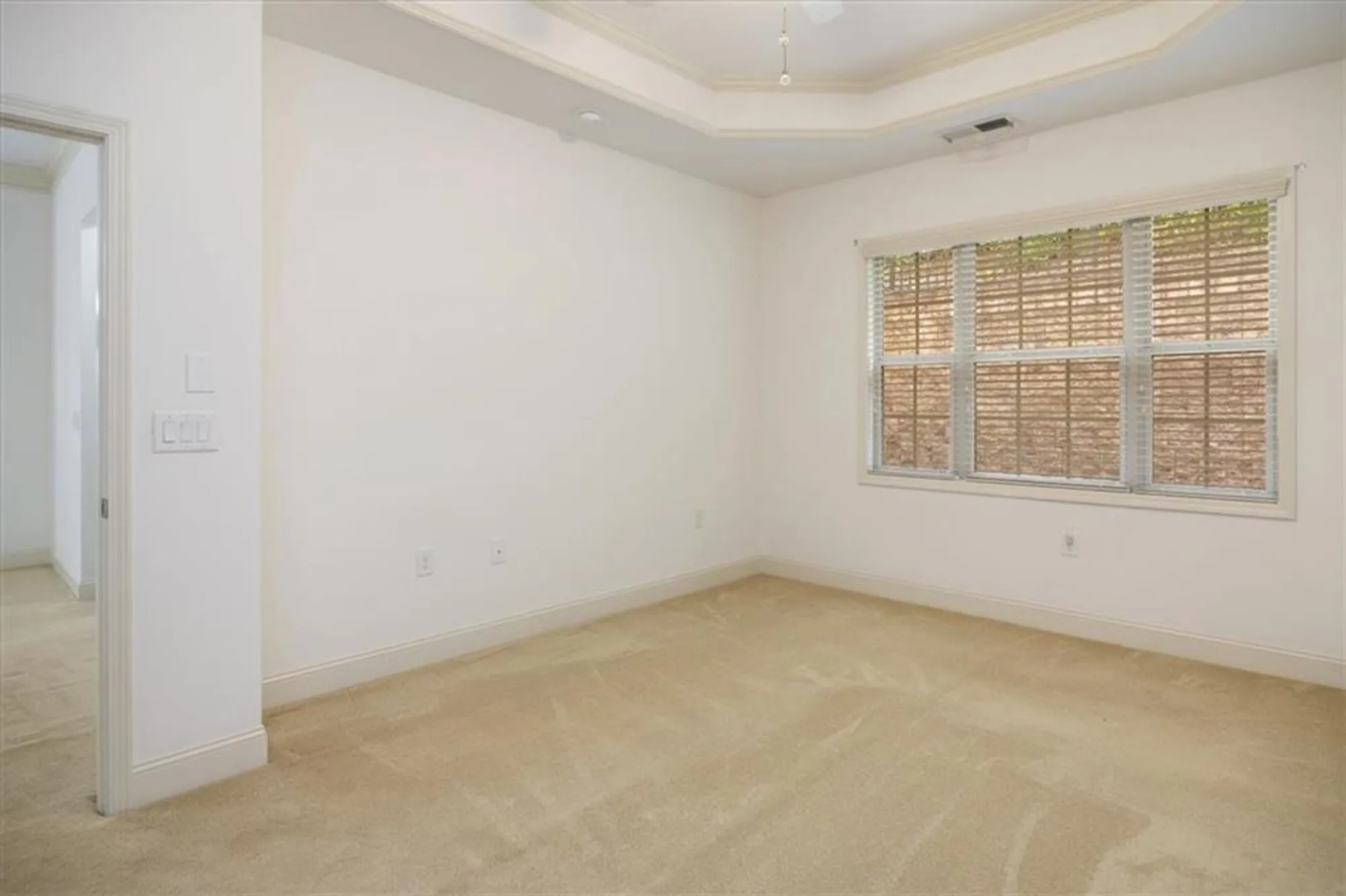 Property Slideshow image 20 of 29 | 123 owens farm ln # 12, Woodstock, GA, 30188