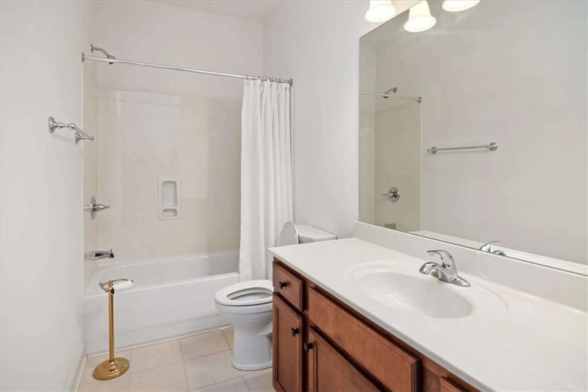 Property Slideshow image 18 of 29 | 123 owens farm ln # 12, Woodstock, GA, 30188