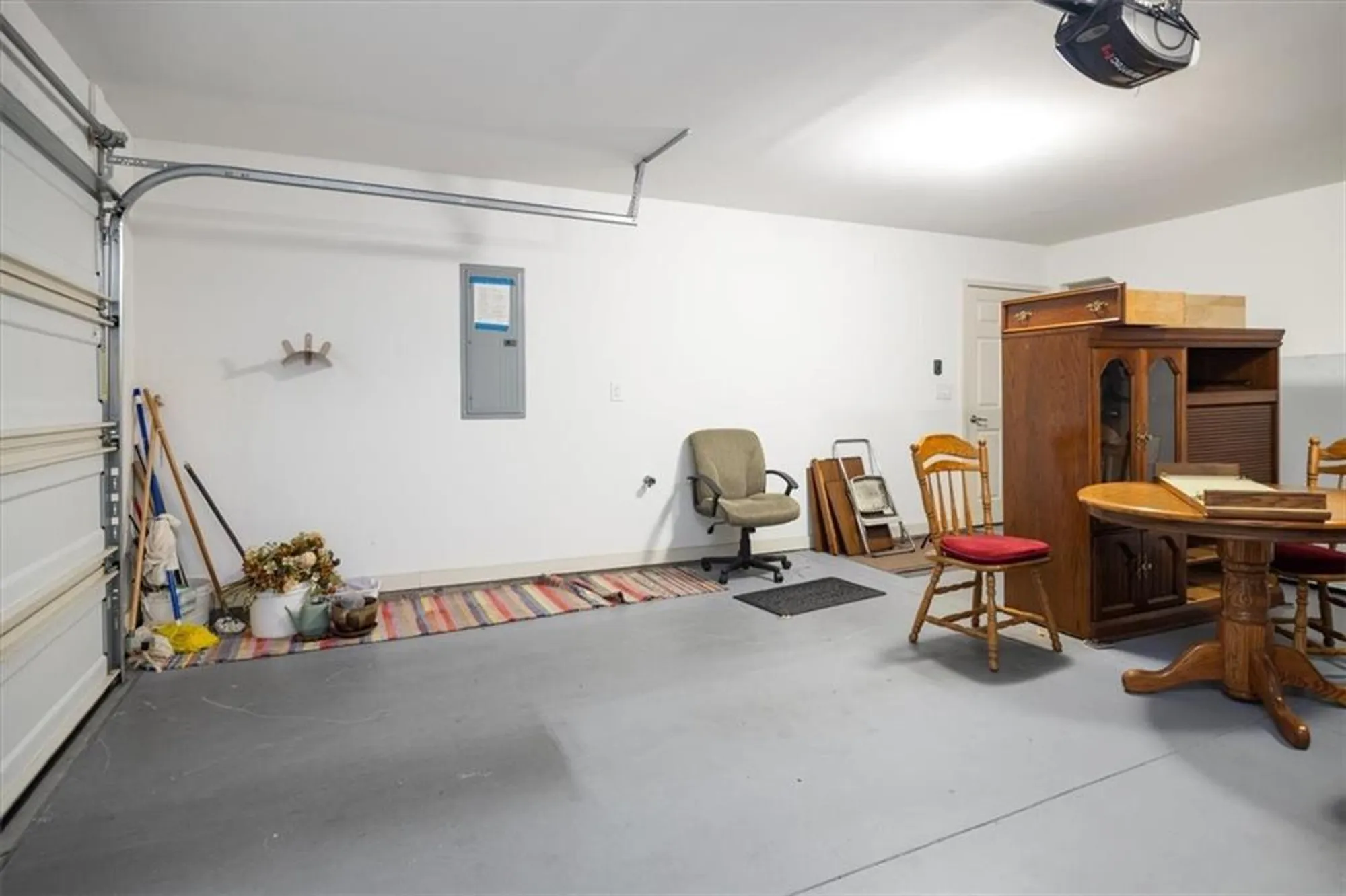 Property Slideshow image 26 of 29 | 123 owens farm ln # 12, Woodstock, GA, 30188