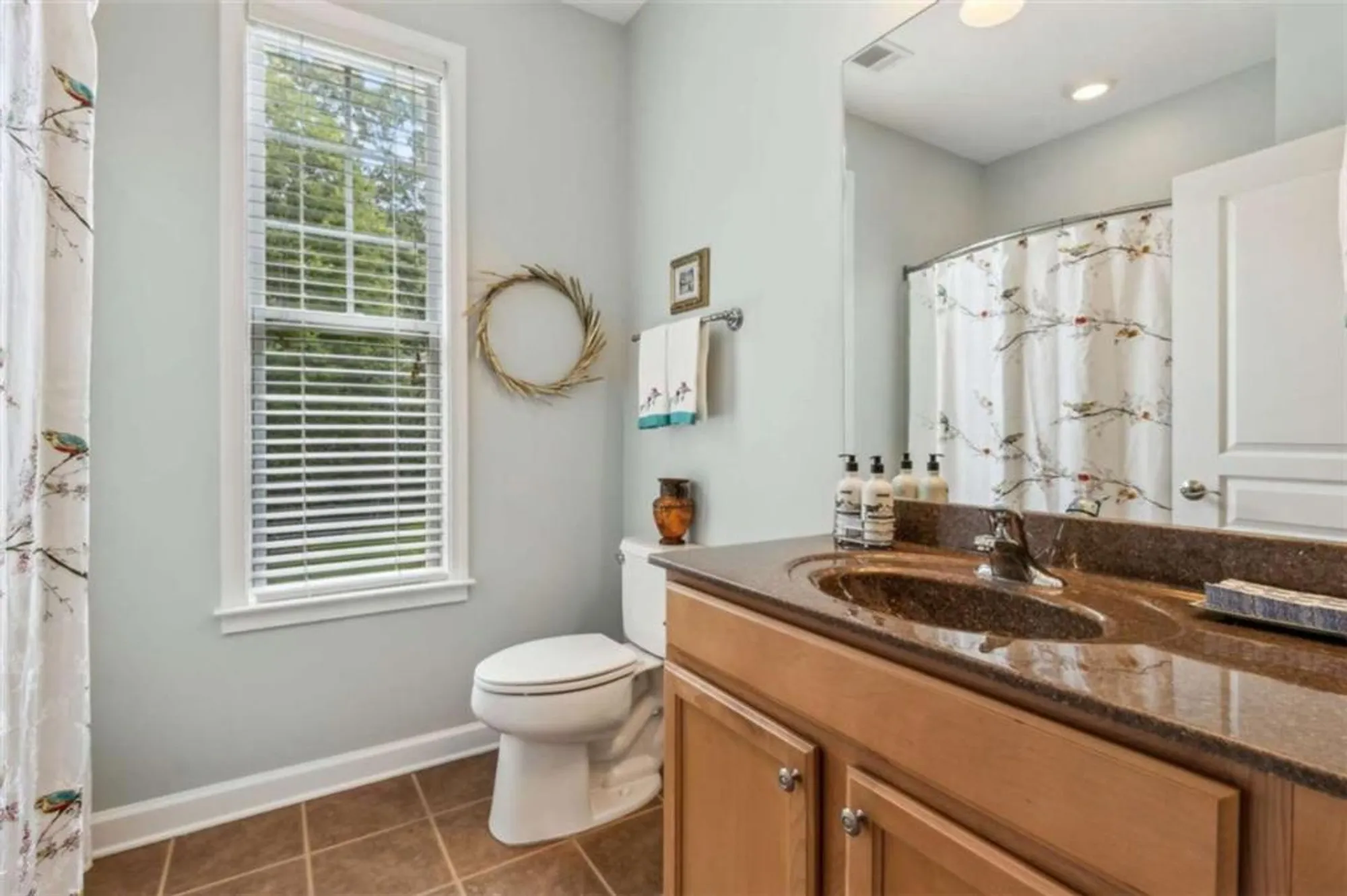 Property Slideshow image 34 of 93 | 601 laurel xing, Canton, GA, 30114