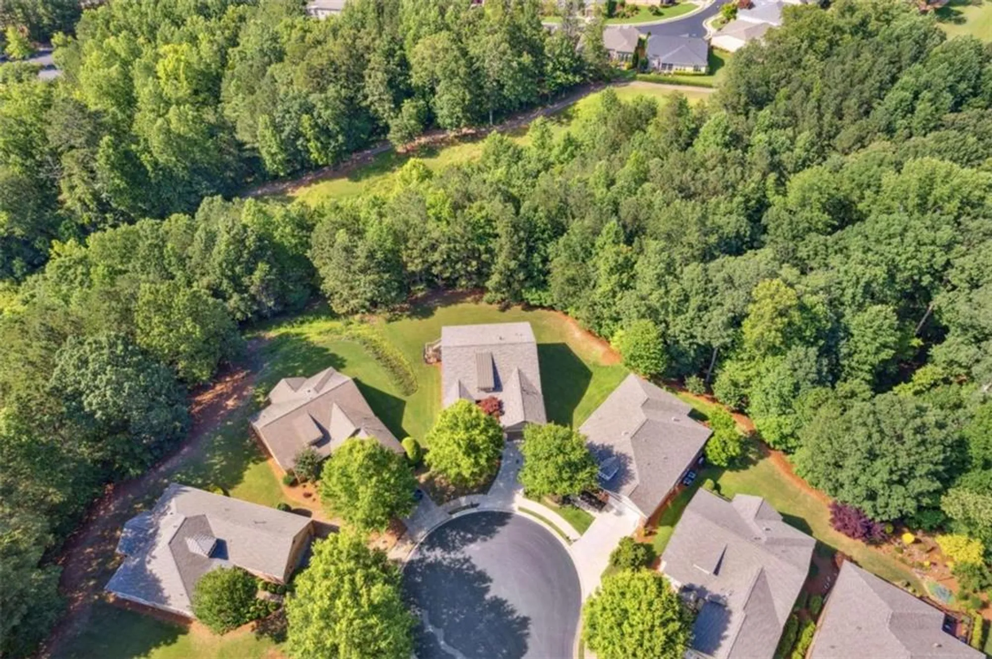 Property Slideshow image 81 of 93 | 601 laurel xing, Canton, GA, 30114