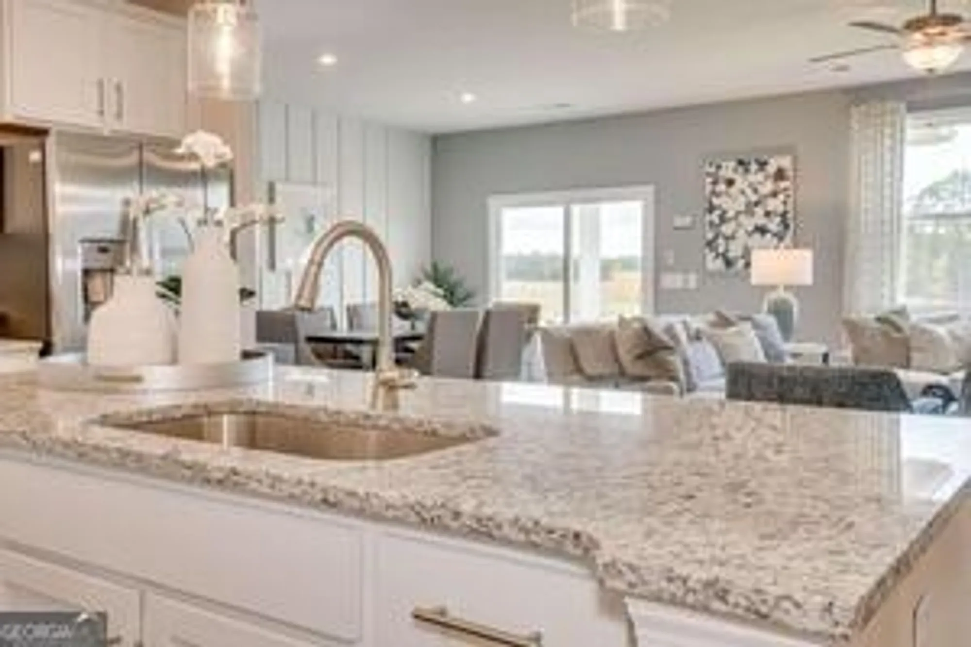 Property Slideshow image 7 of 33 | 404 satilla ct, Locust Grove, GA, 30248