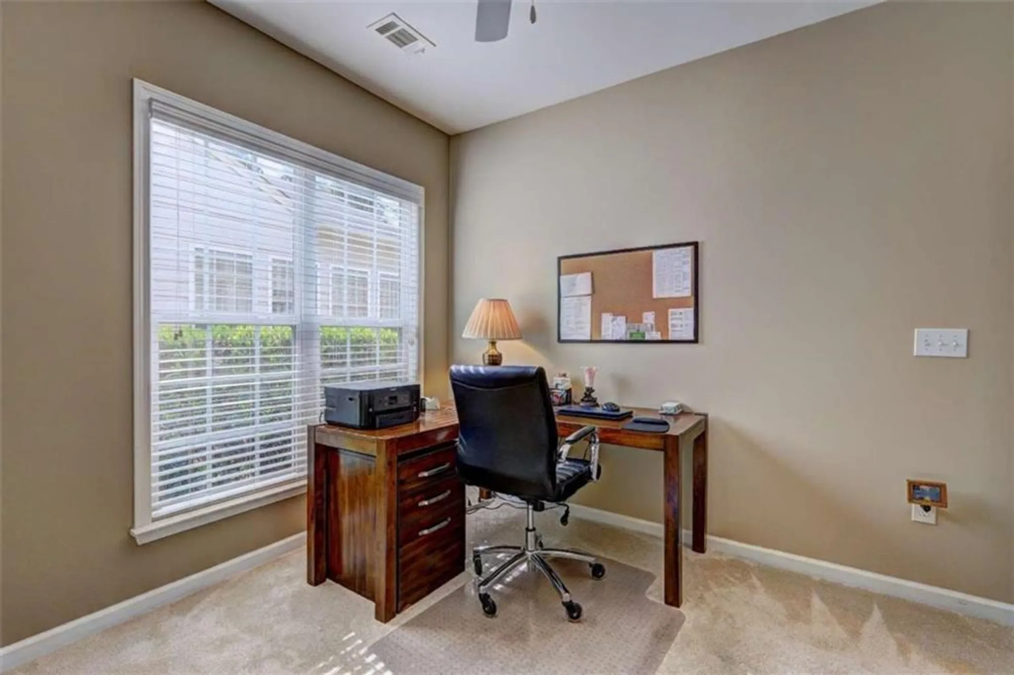 Property Slideshow image 14 of 18 | 802 dusky sap ct, Griffin, GA, 30223