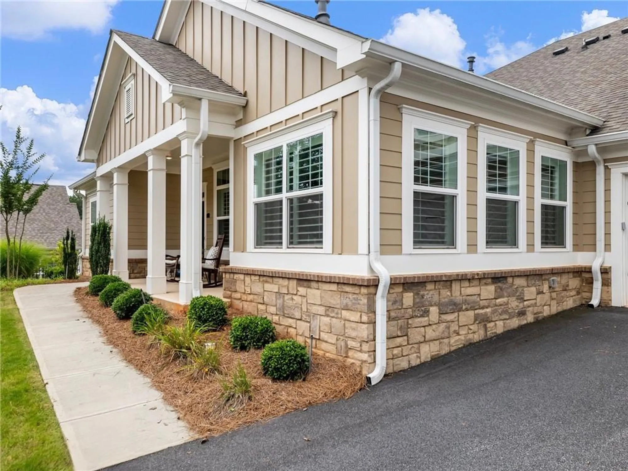 Property Slideshow image 37 of 47 | 1802 lexington green pnes, Cumming, GA, 30040