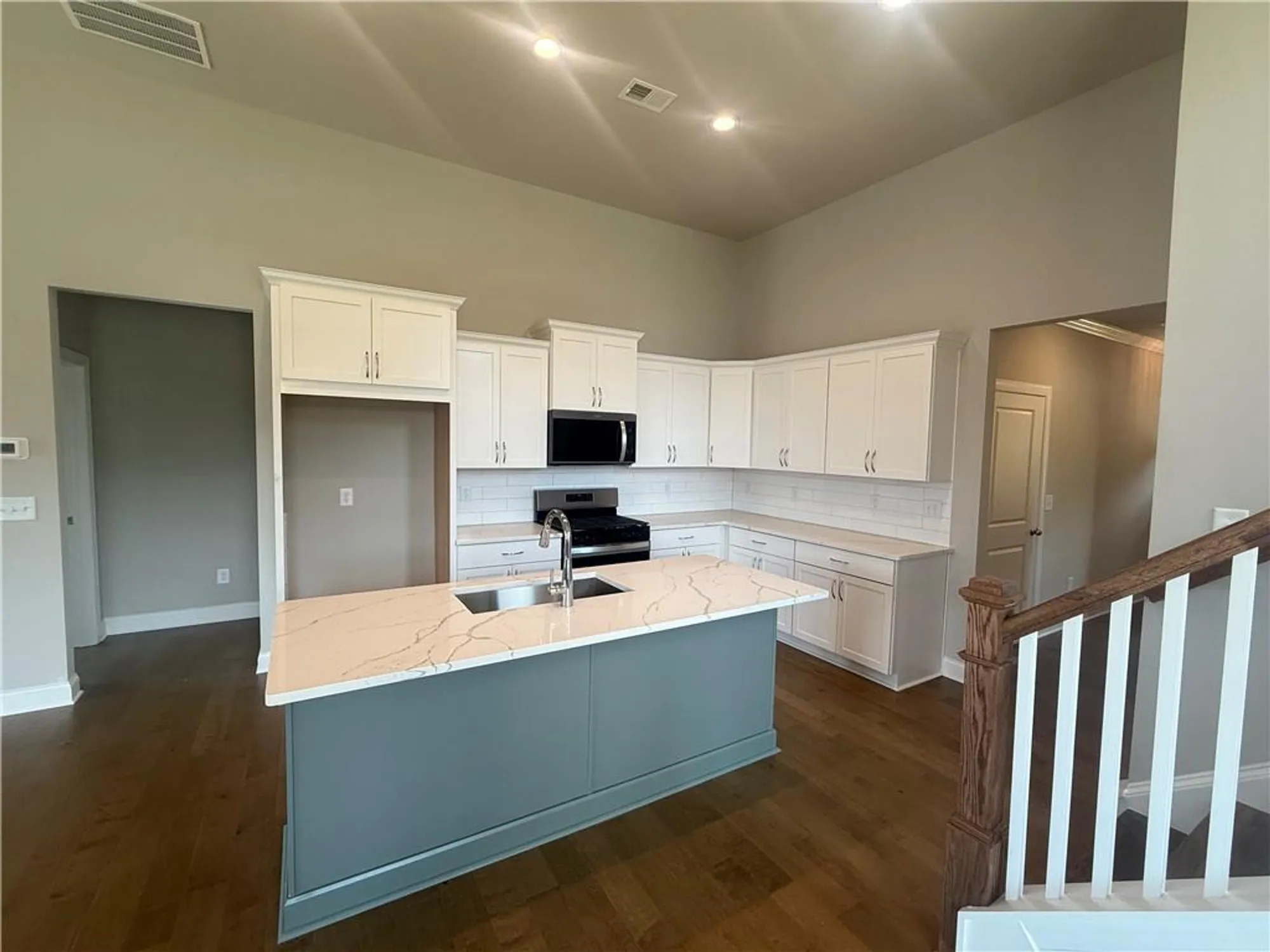 Property Slideshow image 6 of 19 | 315 lakeside trce, Canton, GA, 30115