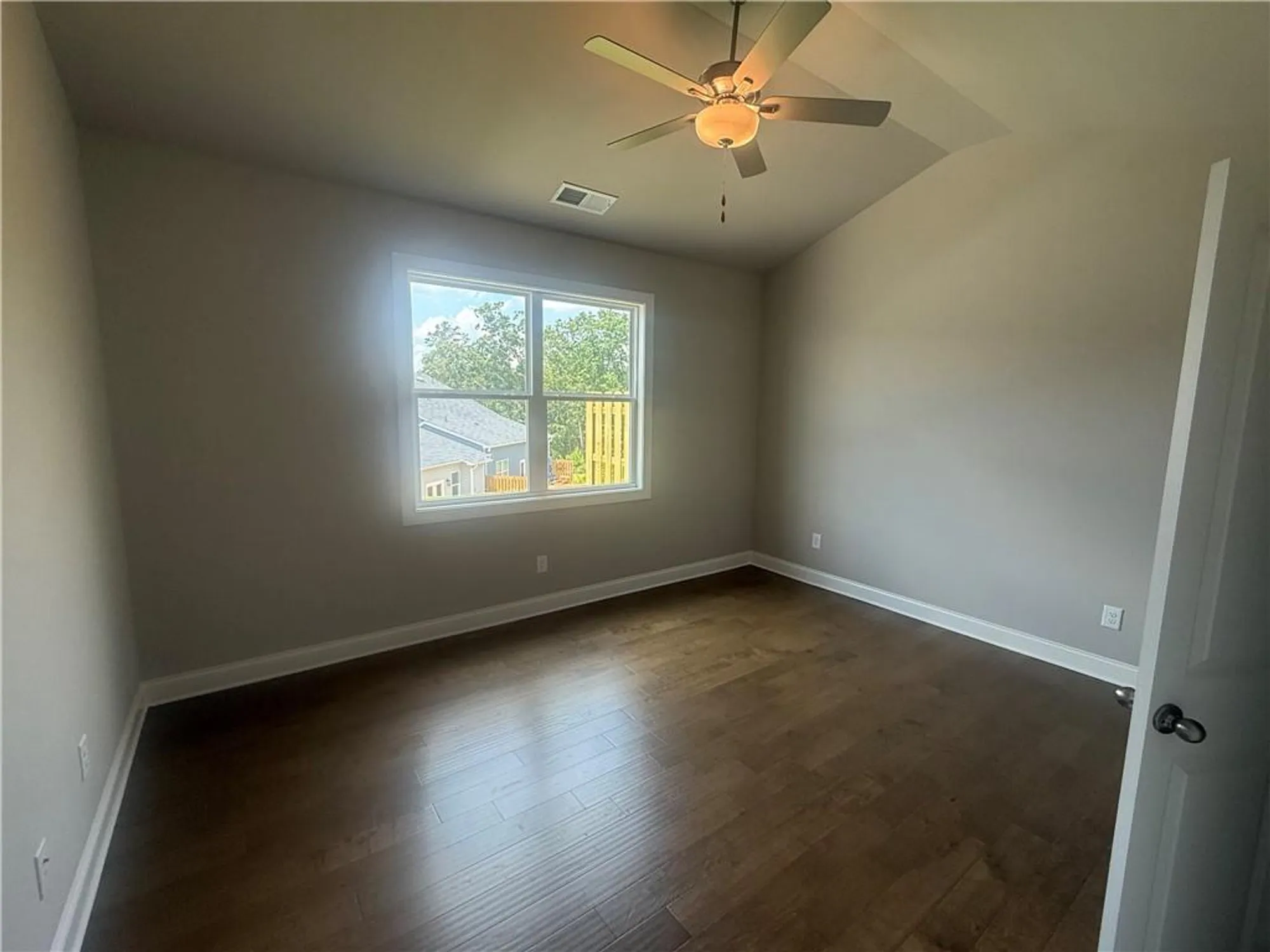 Property Slideshow image 9 of 19 | 315 lakeside trce, Canton, GA, 30115