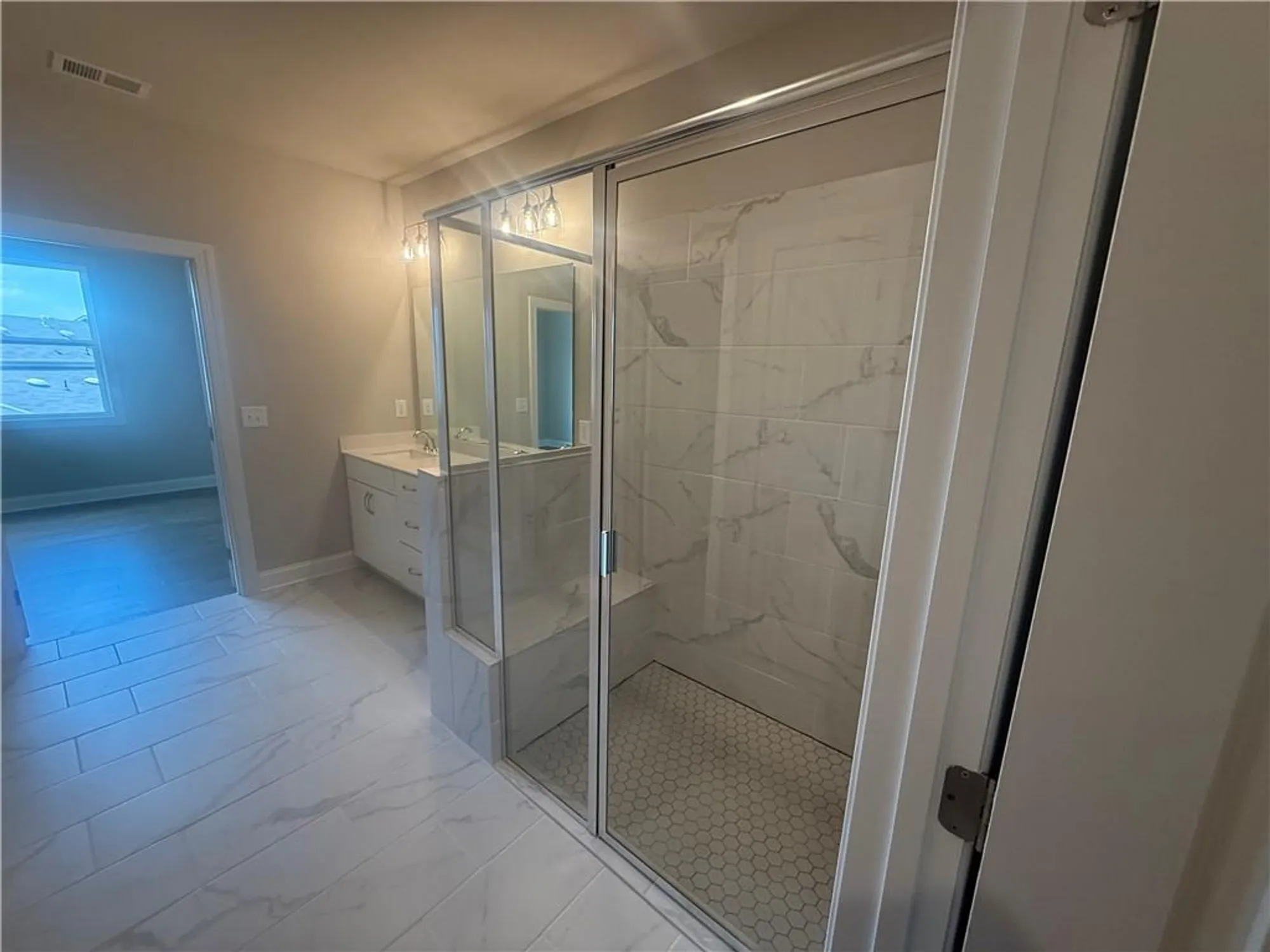 Property Slideshow image 11 of 19 | 315 lakeside trce, Canton, GA, 30115