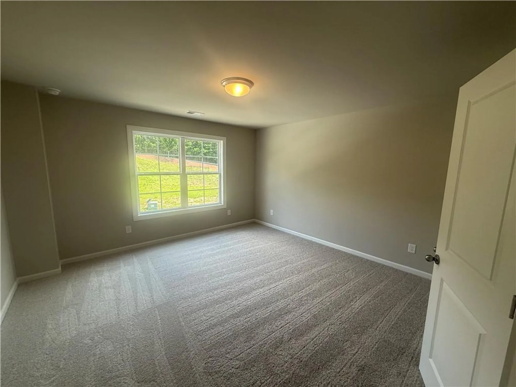 Property Slideshow image 13 of 19 | 315 lakeside trce, Canton, GA, 30115