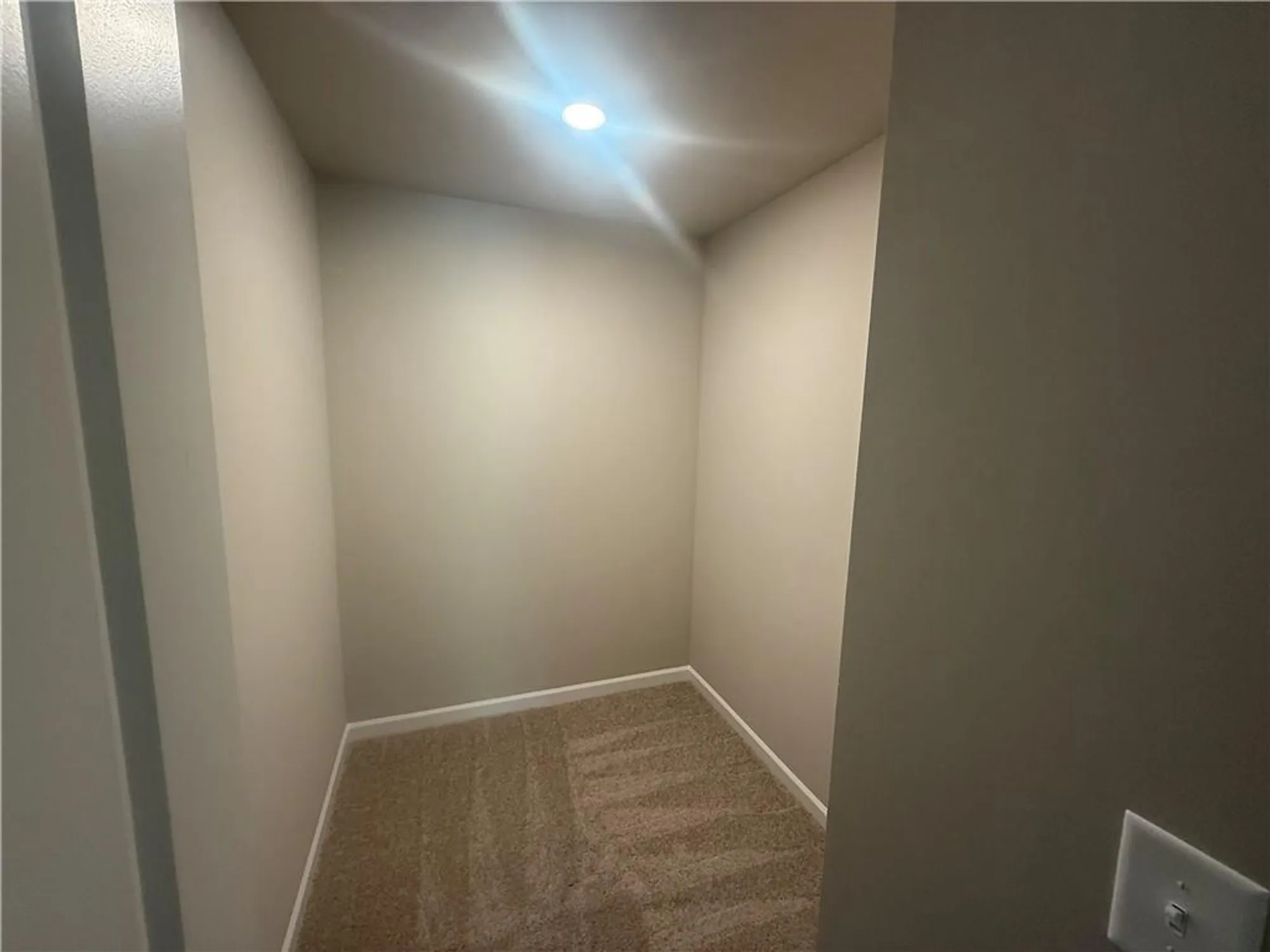 Property Slideshow image 17 of 19 | 315 lakeside trce, Canton, GA, 30115