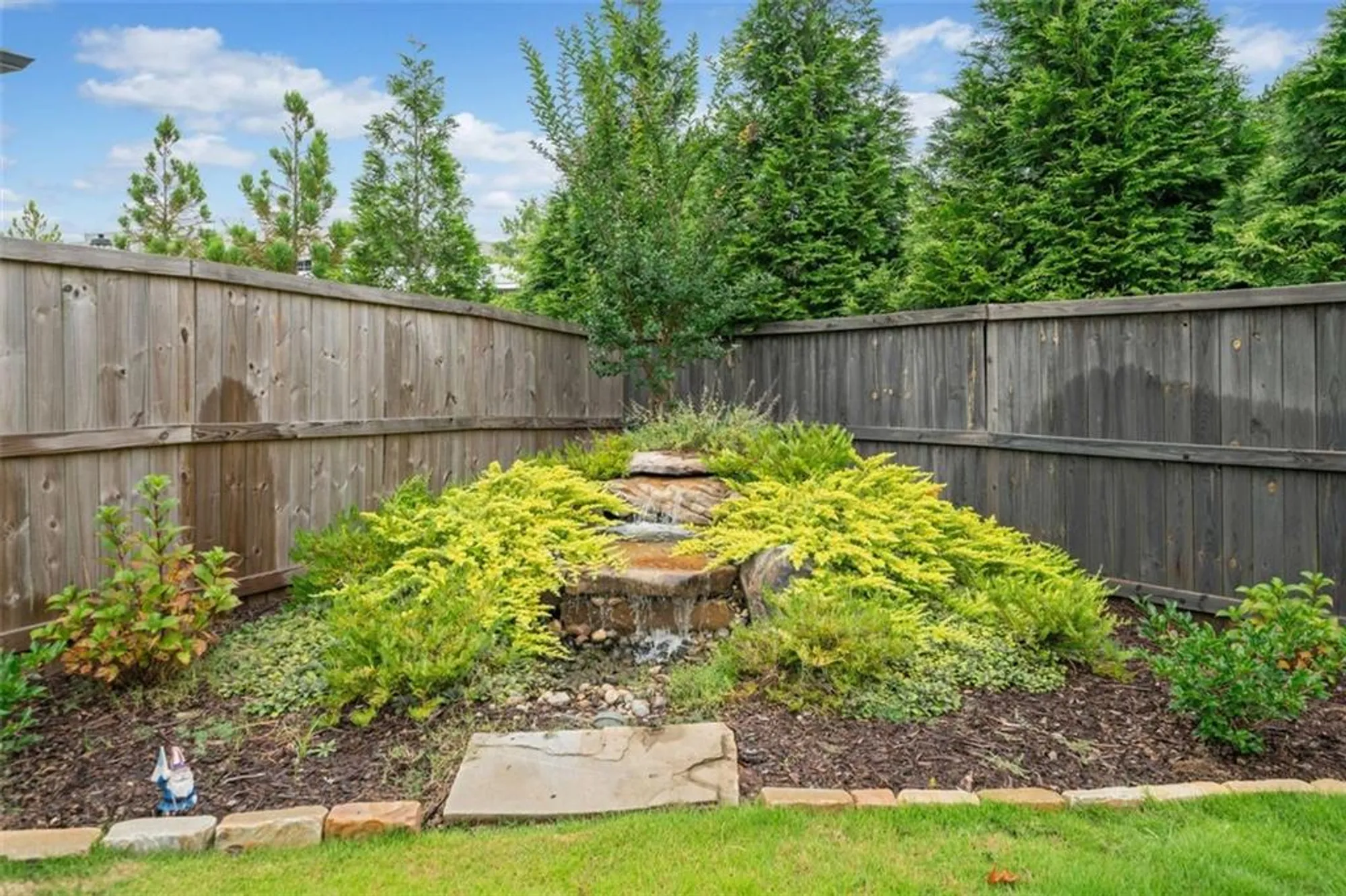 Property Slideshow image 6 of 37 | 205 floral valley dr, Woodstock, GA, 30188