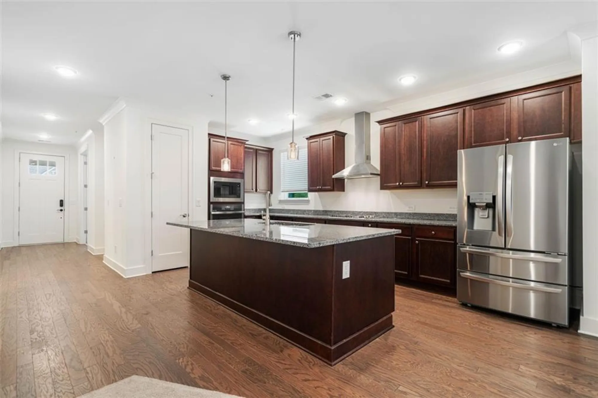 Property Slideshow image 9 of 37 | 205 floral valley dr, Woodstock, GA, 30188