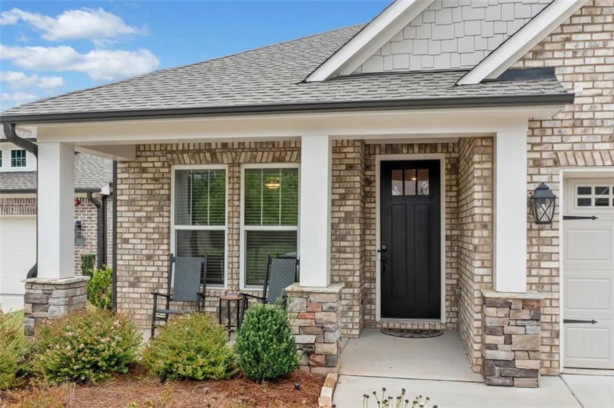 Property Slideshow image 2 of 37 | 205 floral valley dr, Woodstock, GA, 30188