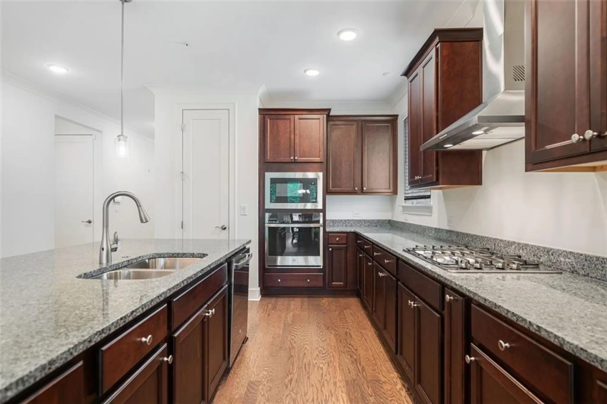 Property Slideshow image 11 of 37 | 205 floral valley dr, Woodstock, GA, 30188