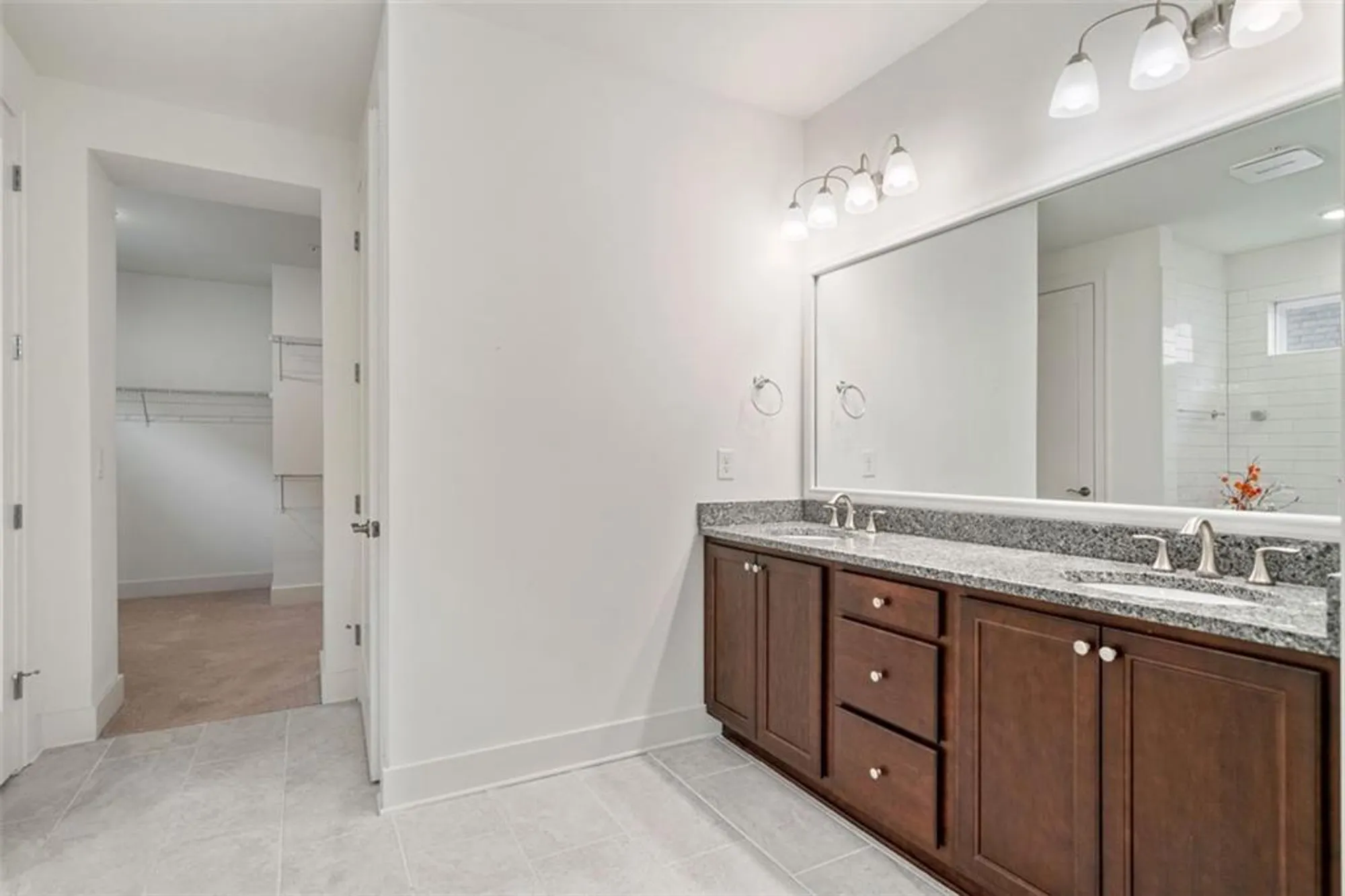 Property Slideshow image 26 of 37 | 205 floral valley dr, Woodstock, GA, 30188