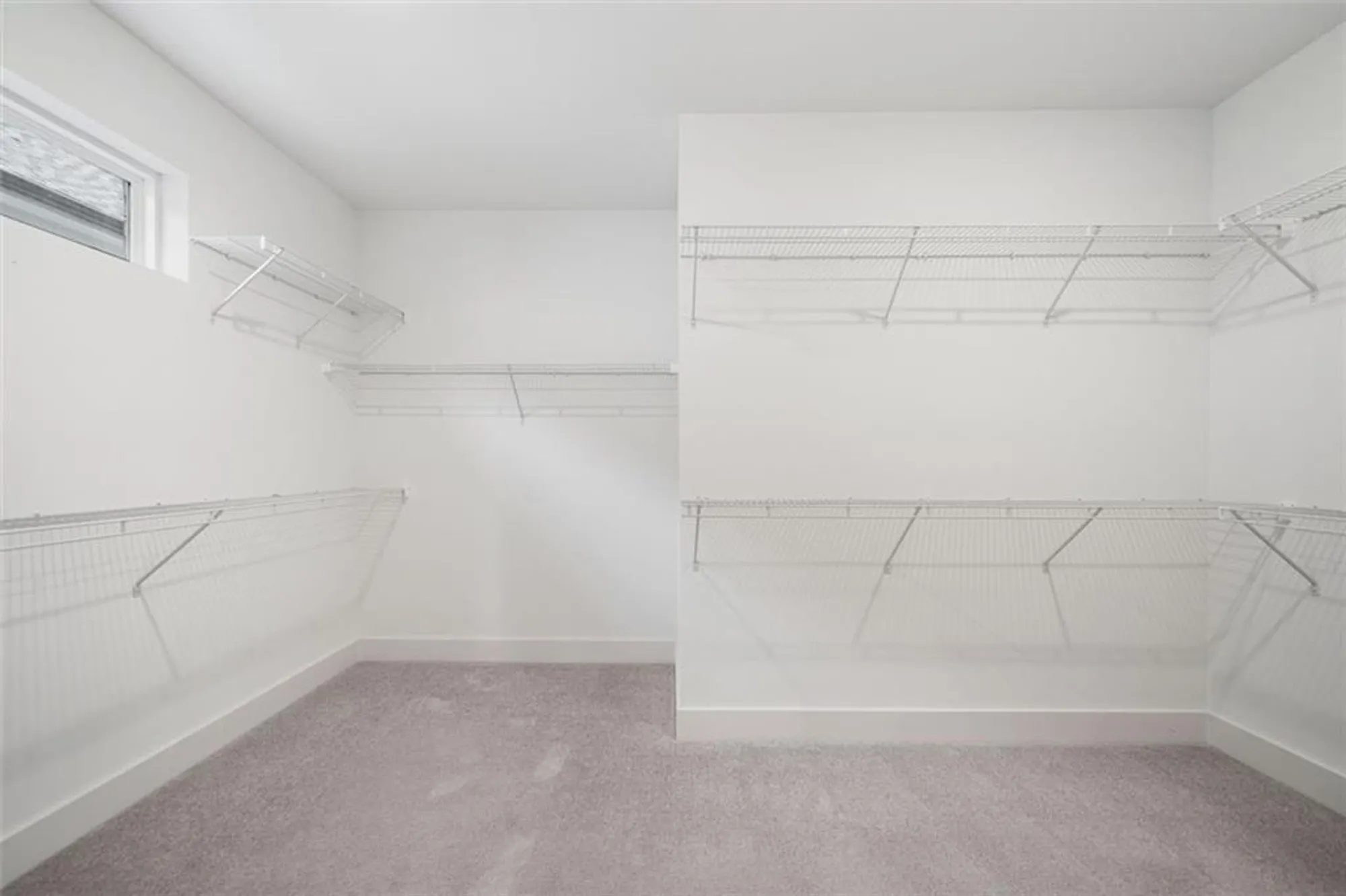 Property Slideshow image 28 of 37 | 205 floral valley dr, Woodstock, GA, 30188