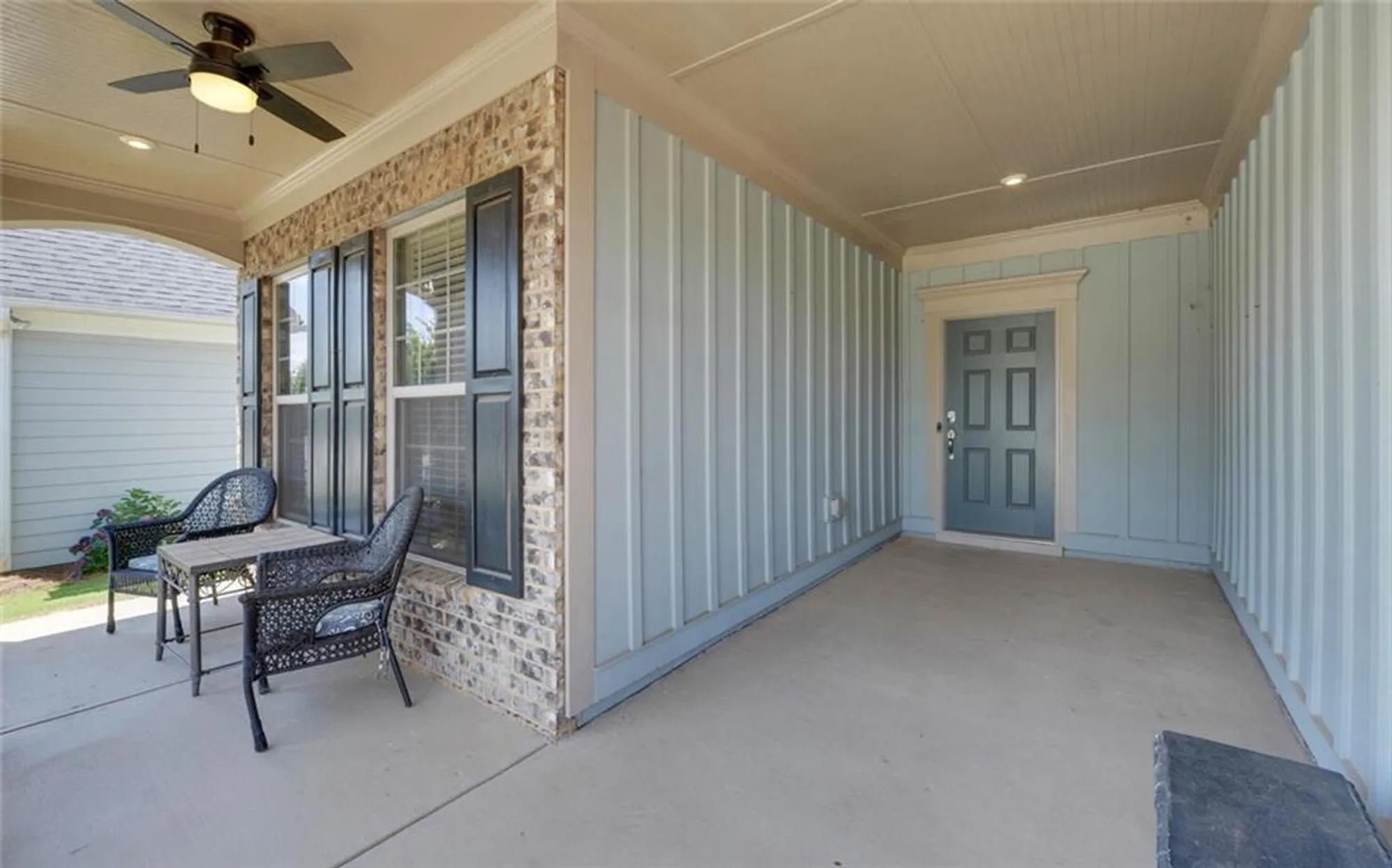 Property Slideshow image 5 of 67 | 5825 maple bluff way, Hoschton, GA, 30548