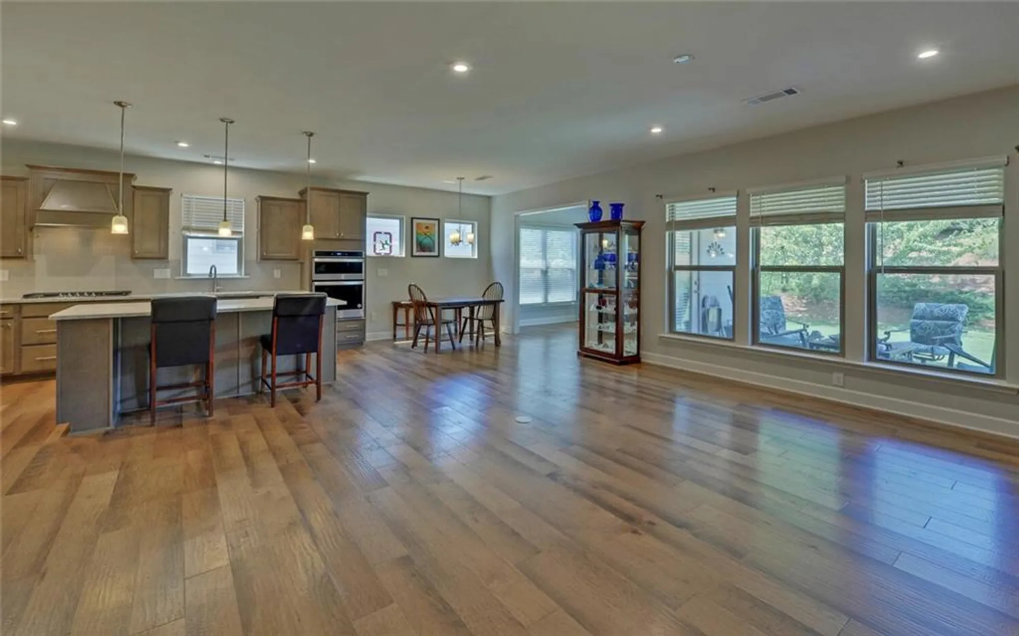 Property Slideshow image 13 of 67 | 5825 maple bluff way, Hoschton, GA, 30548