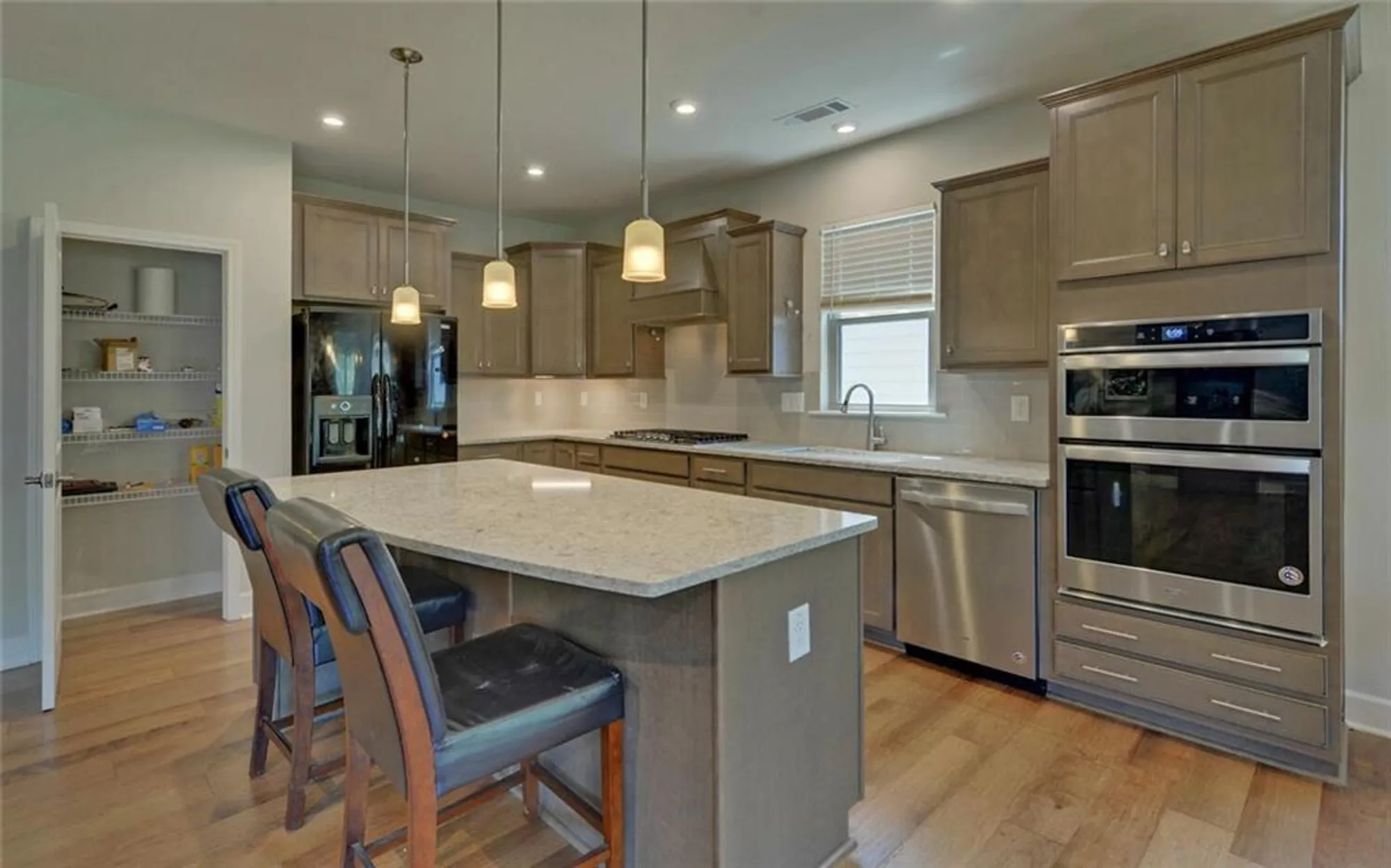 Property Slideshow image 15 of 67 | 5825 maple bluff way, Hoschton, GA, 30548