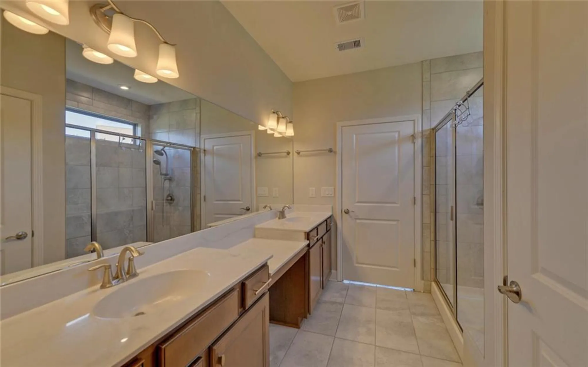 Property Slideshow image 30 of 67 | 5825 maple bluff way, Hoschton, GA, 30548