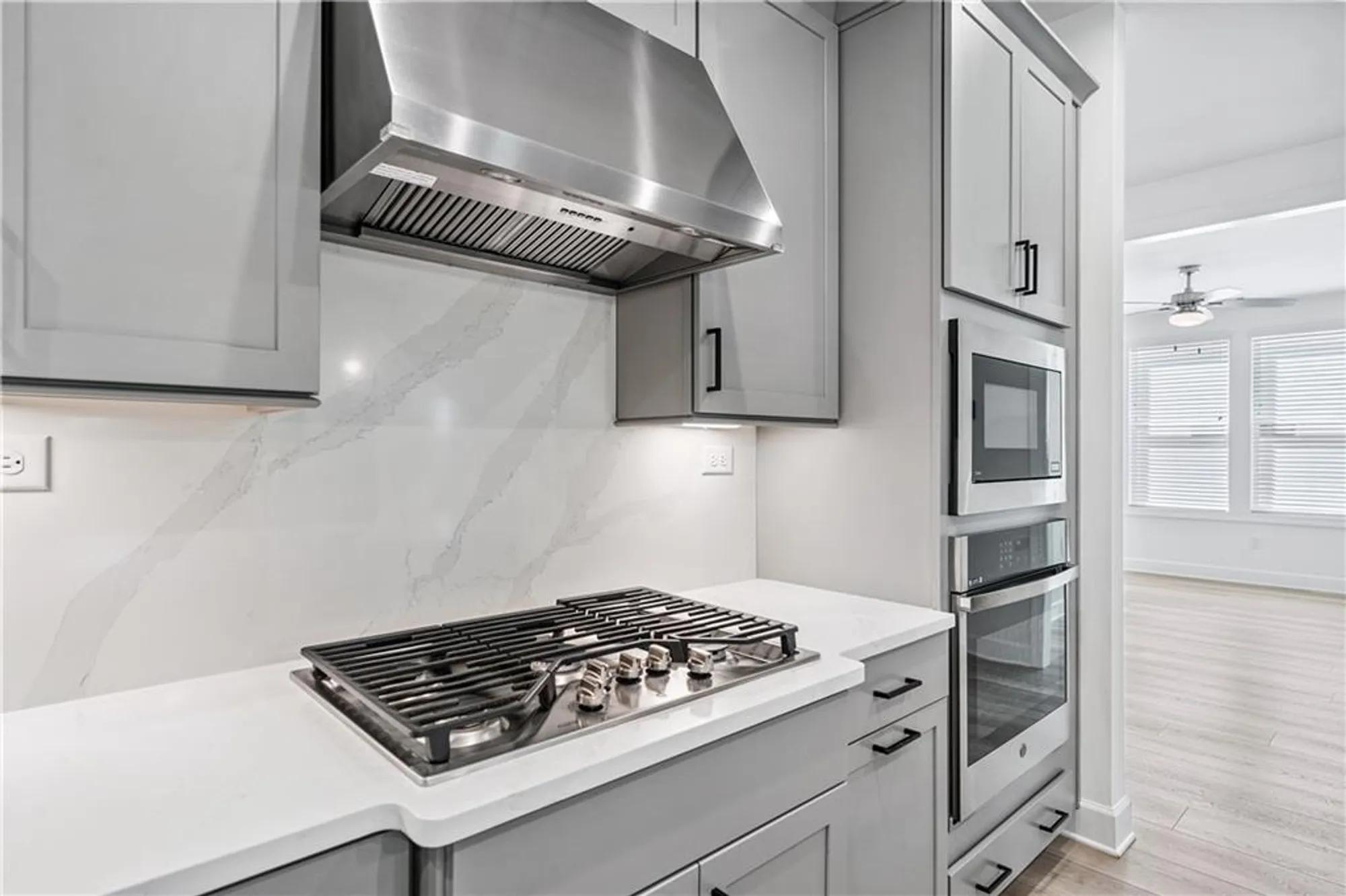 Property Slideshow image 12 of 94 | 192 erie pt, Hoschton, GA, 30548