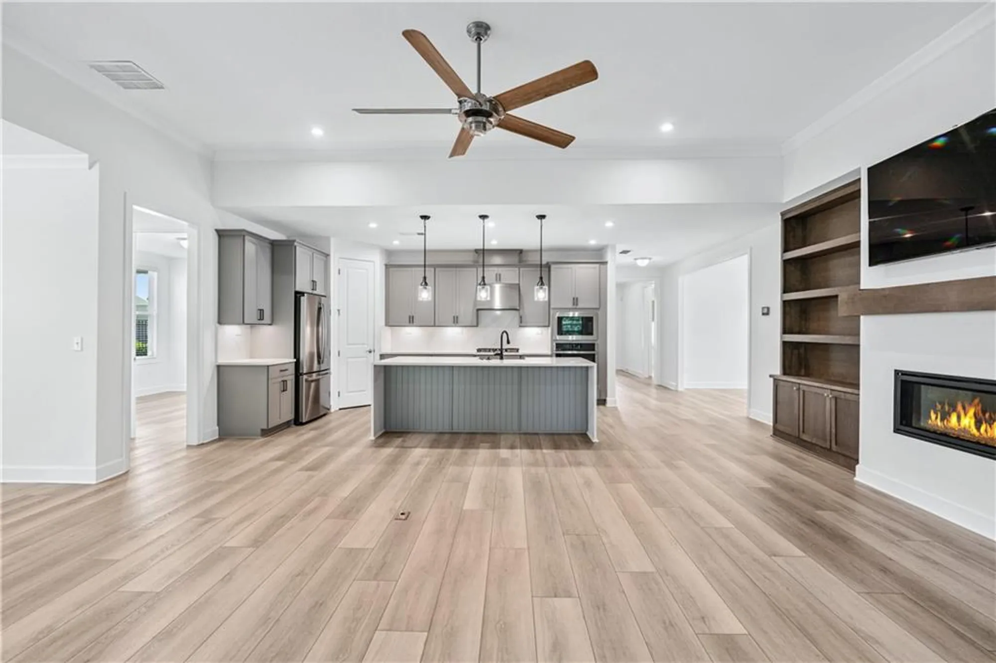 Property Slideshow image 13 of 94 | 192 erie pt, Hoschton, GA, 30548