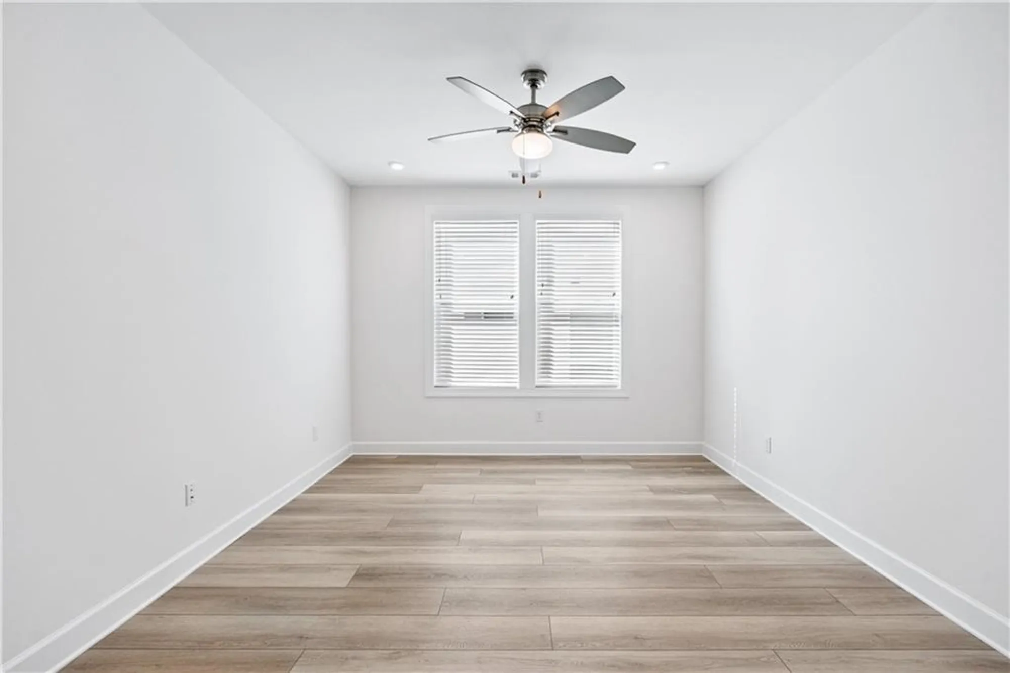 Property Slideshow image 17 of 94 | 192 erie pt, Hoschton, GA, 30548