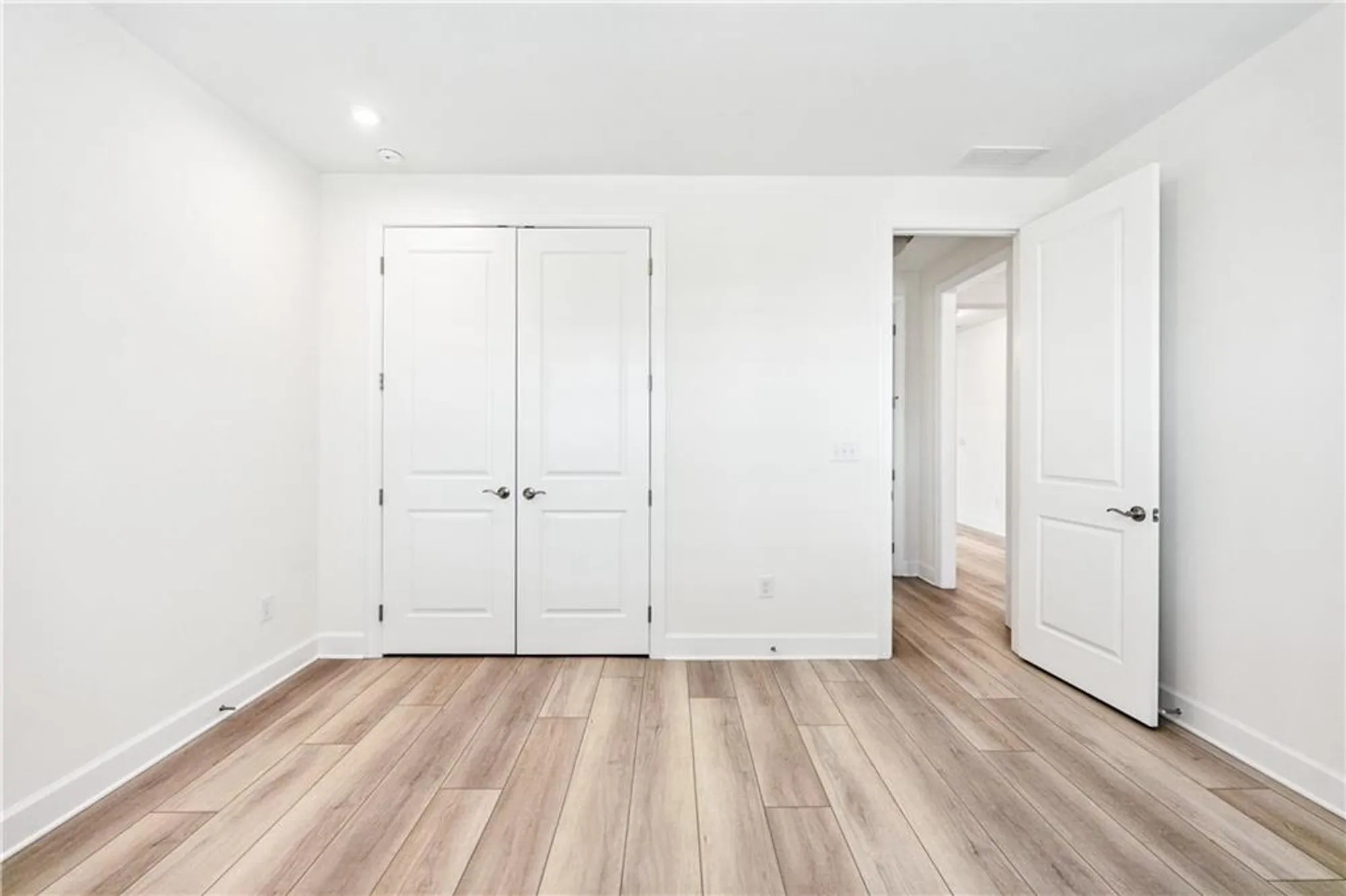 Property Slideshow image 27 of 94 | 192 erie pt, Hoschton, GA, 30548