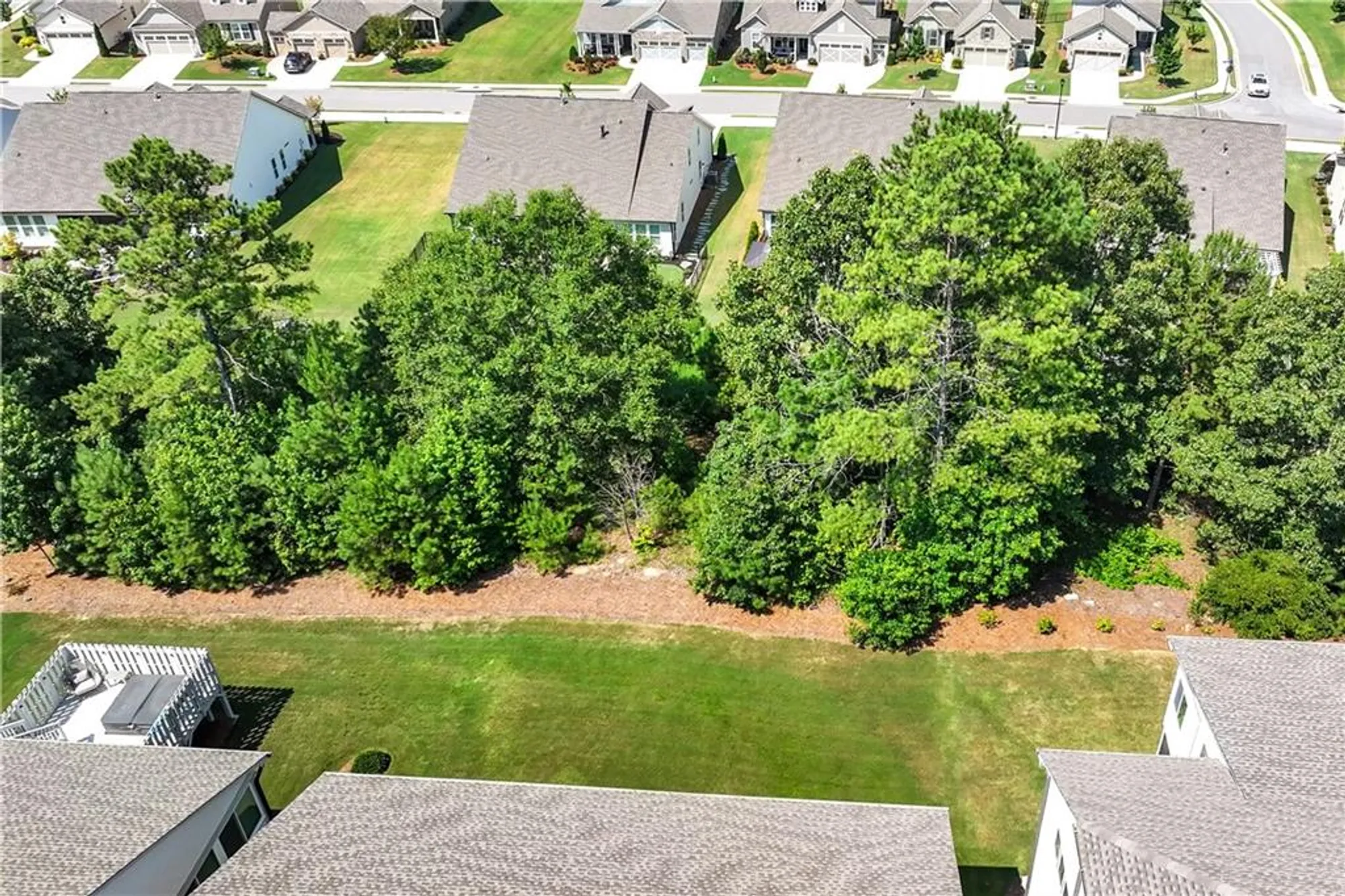 Property Slideshow image 45 of 94 | 192 erie pt, Hoschton, GA, 30548