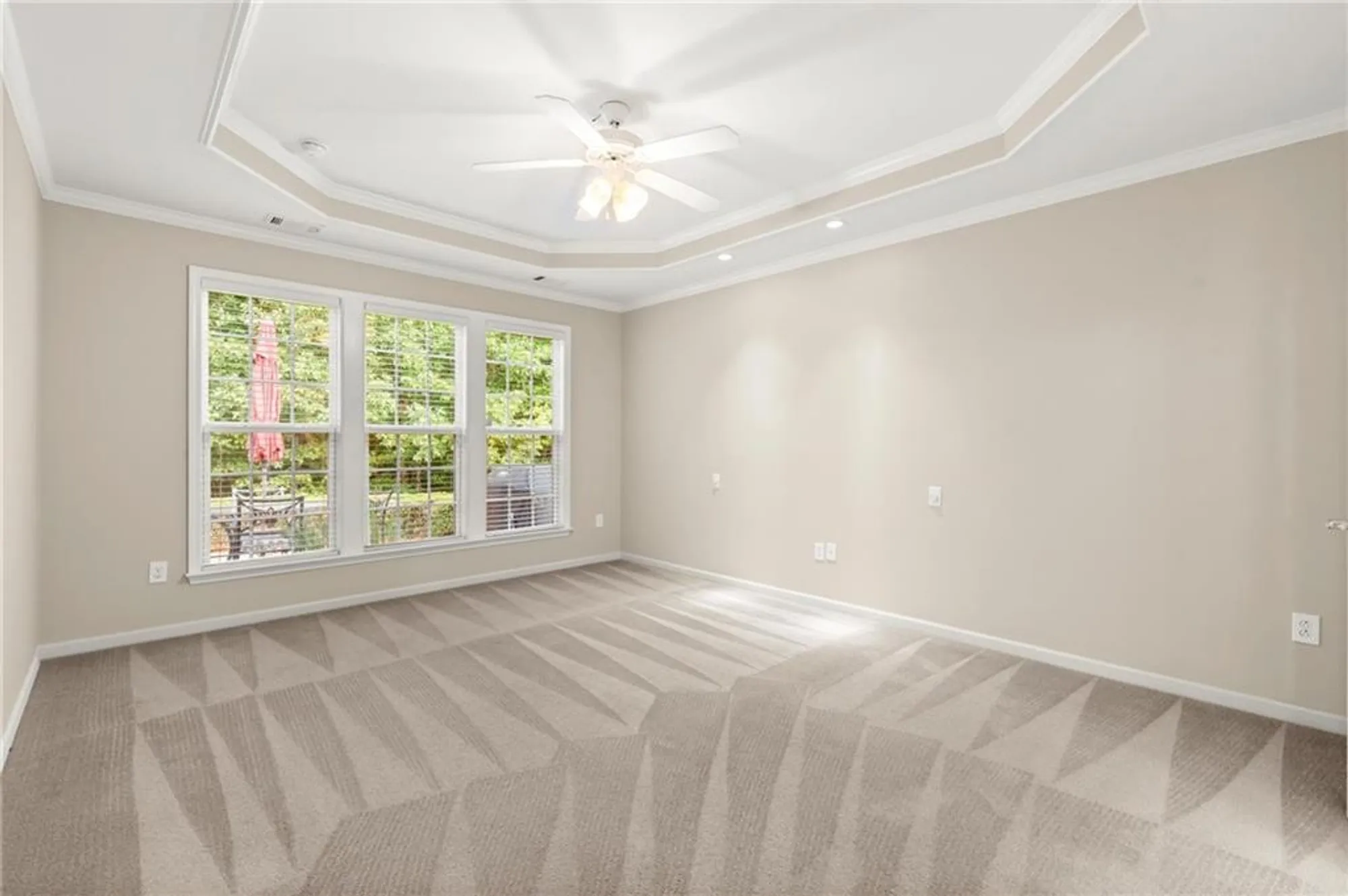 Property Slideshow image 42 of 75 | 850 dusky sap ct, Griffin, GA, 30223