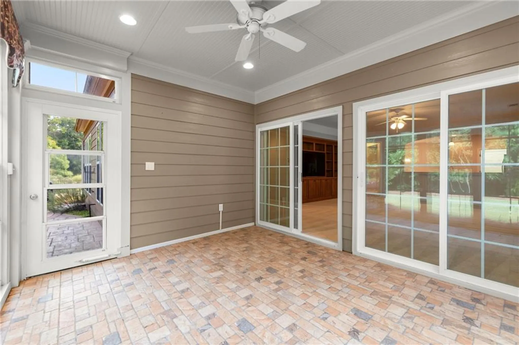 Property Slideshow image 40 of 75 | 850 dusky sap ct, Griffin, GA, 30223