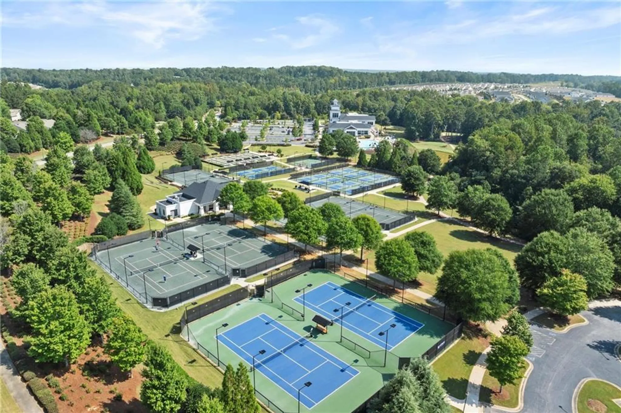 Property Slideshow image 55 of 75 | 850 dusky sap ct, Griffin, GA, 30223