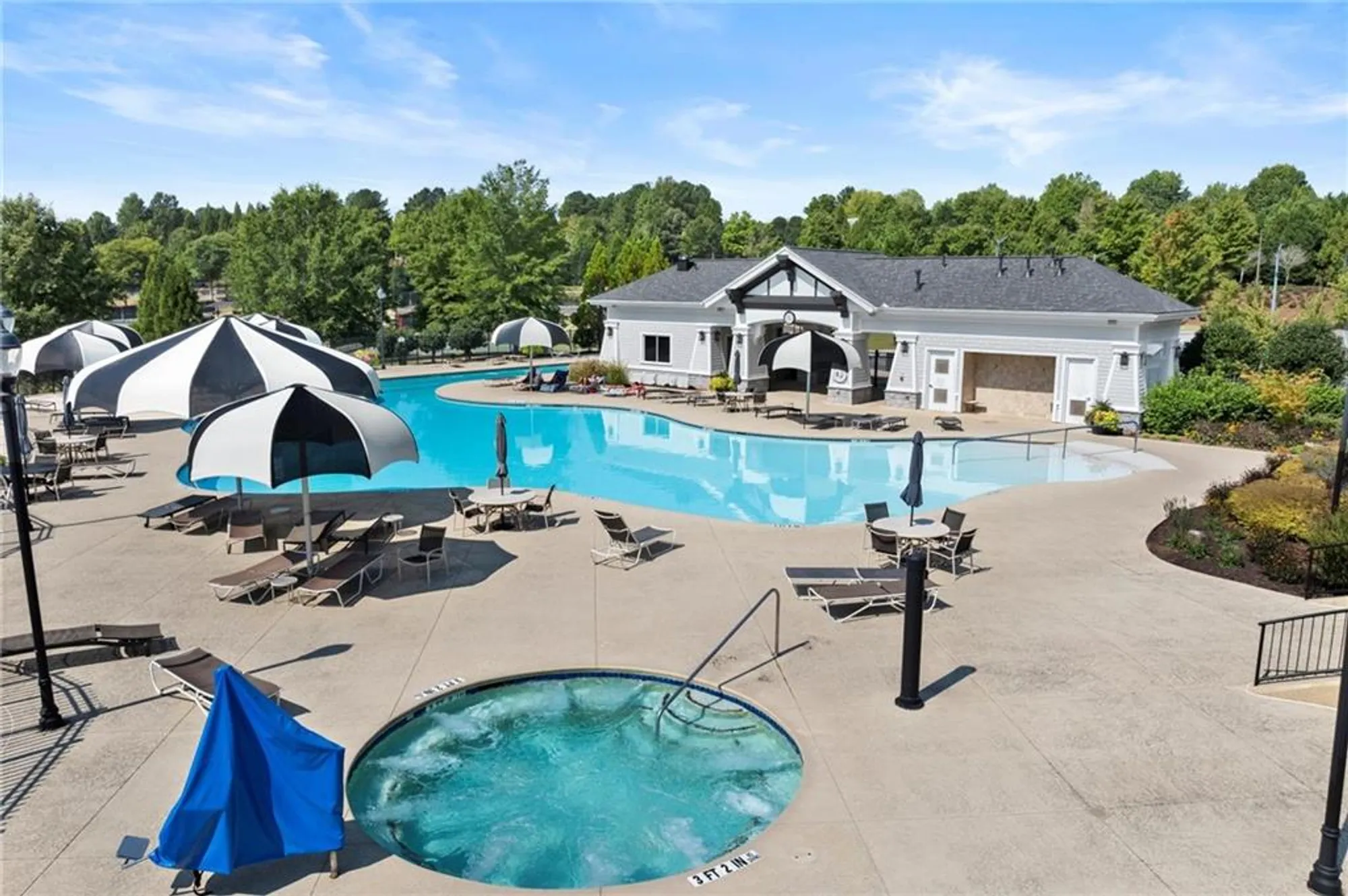 Property Slideshow image 64 of 75 | 850 dusky sap ct, Griffin, GA, 30223