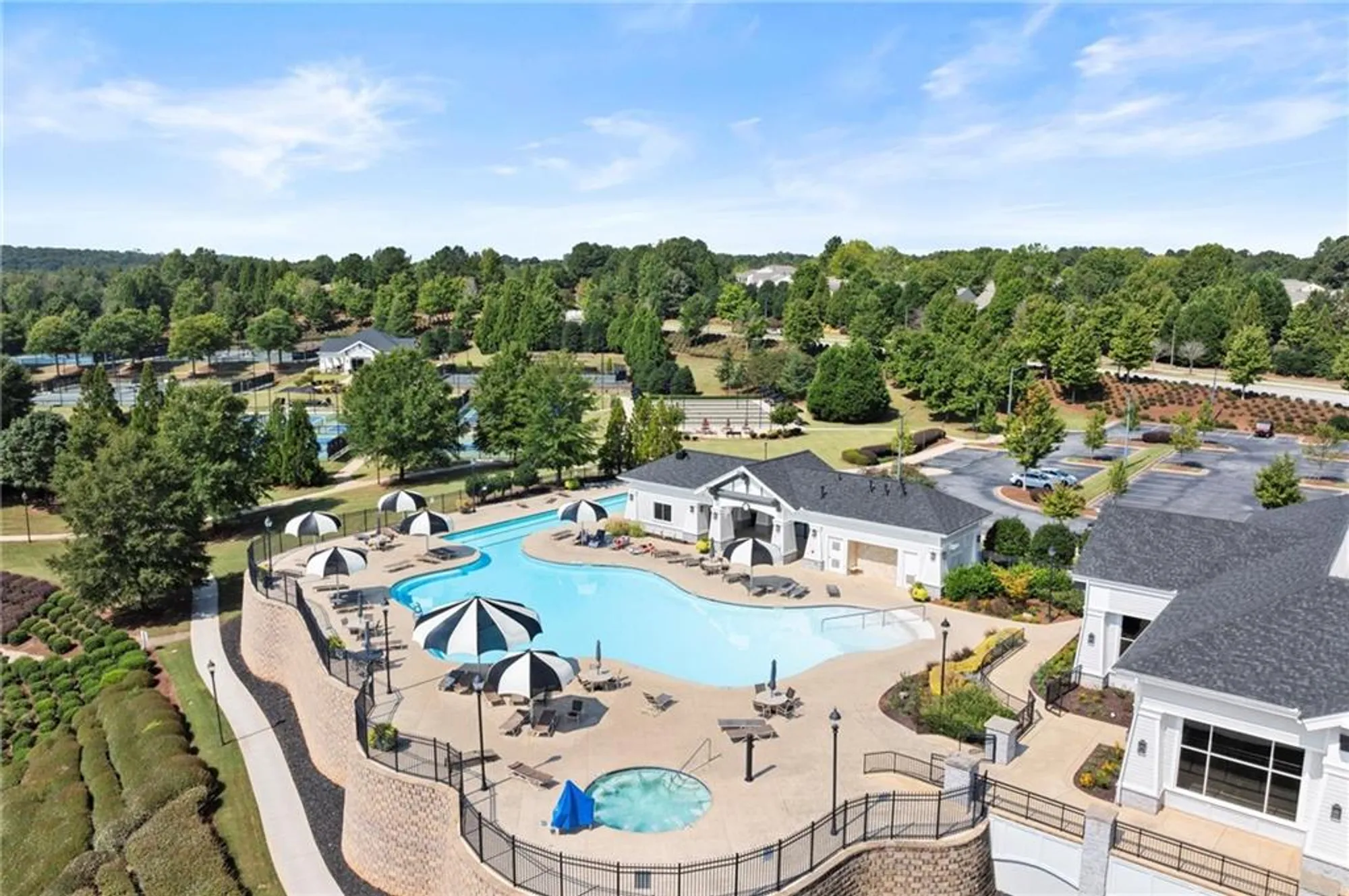 Property Slideshow image 65 of 75 | 850 dusky sap ct, Griffin, GA, 30223