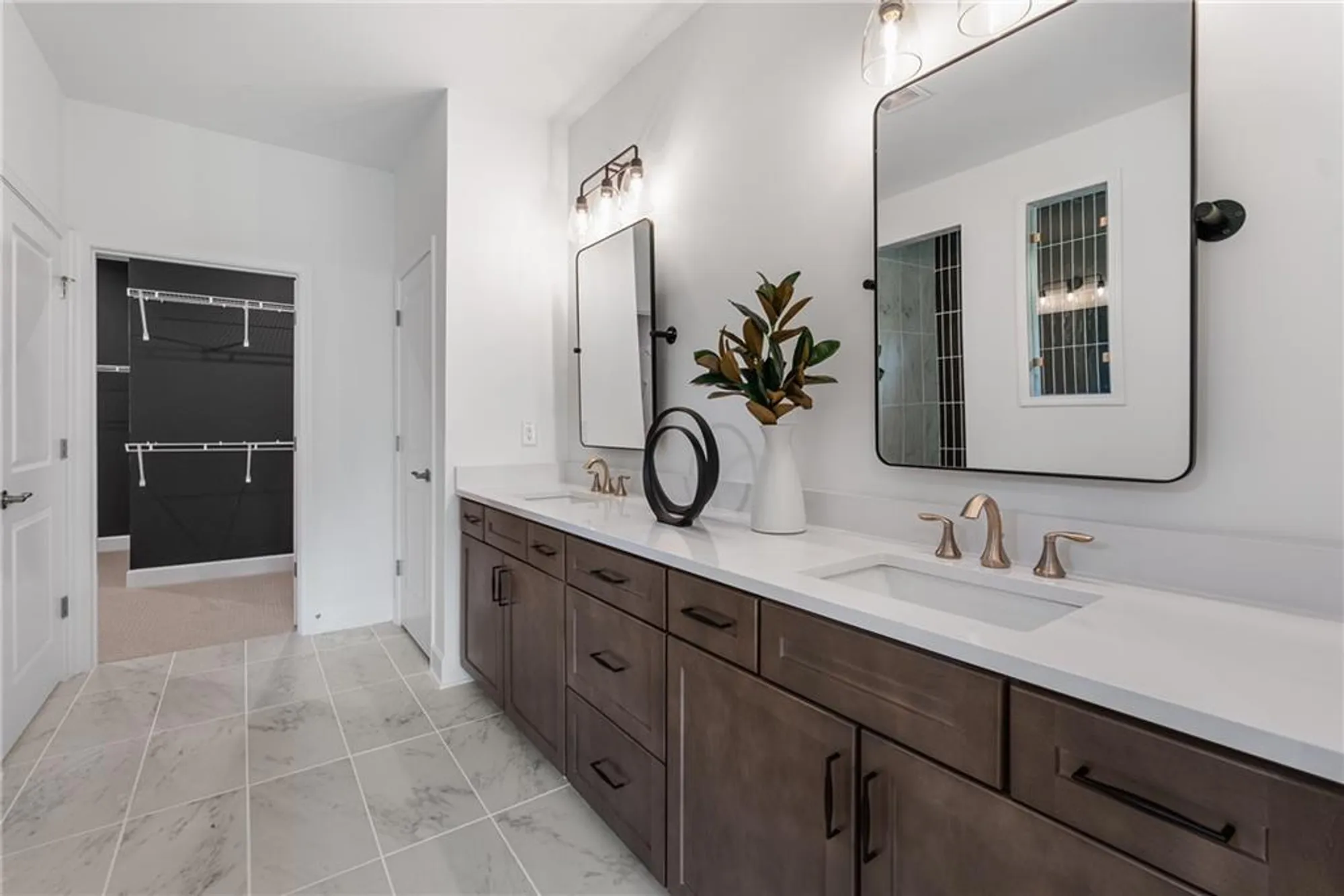 Property Slideshow image 13 of 33 | 1050 rockwood way, Greensboro, GA, 30642